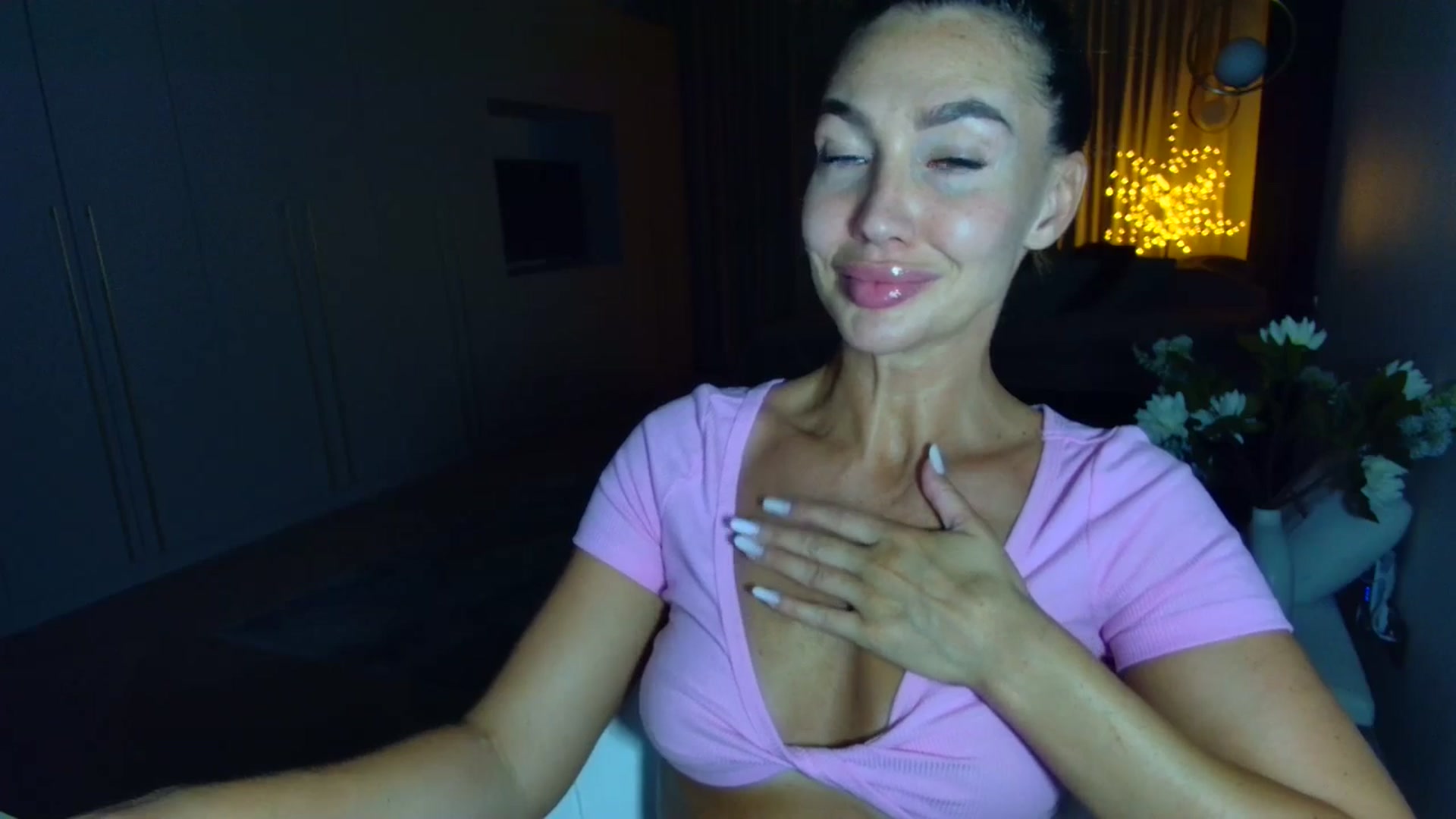 Gallery image thumbnail from Mystery_C's myfreecams stream on, 06/11/2025, 22:15 image 7 of 20