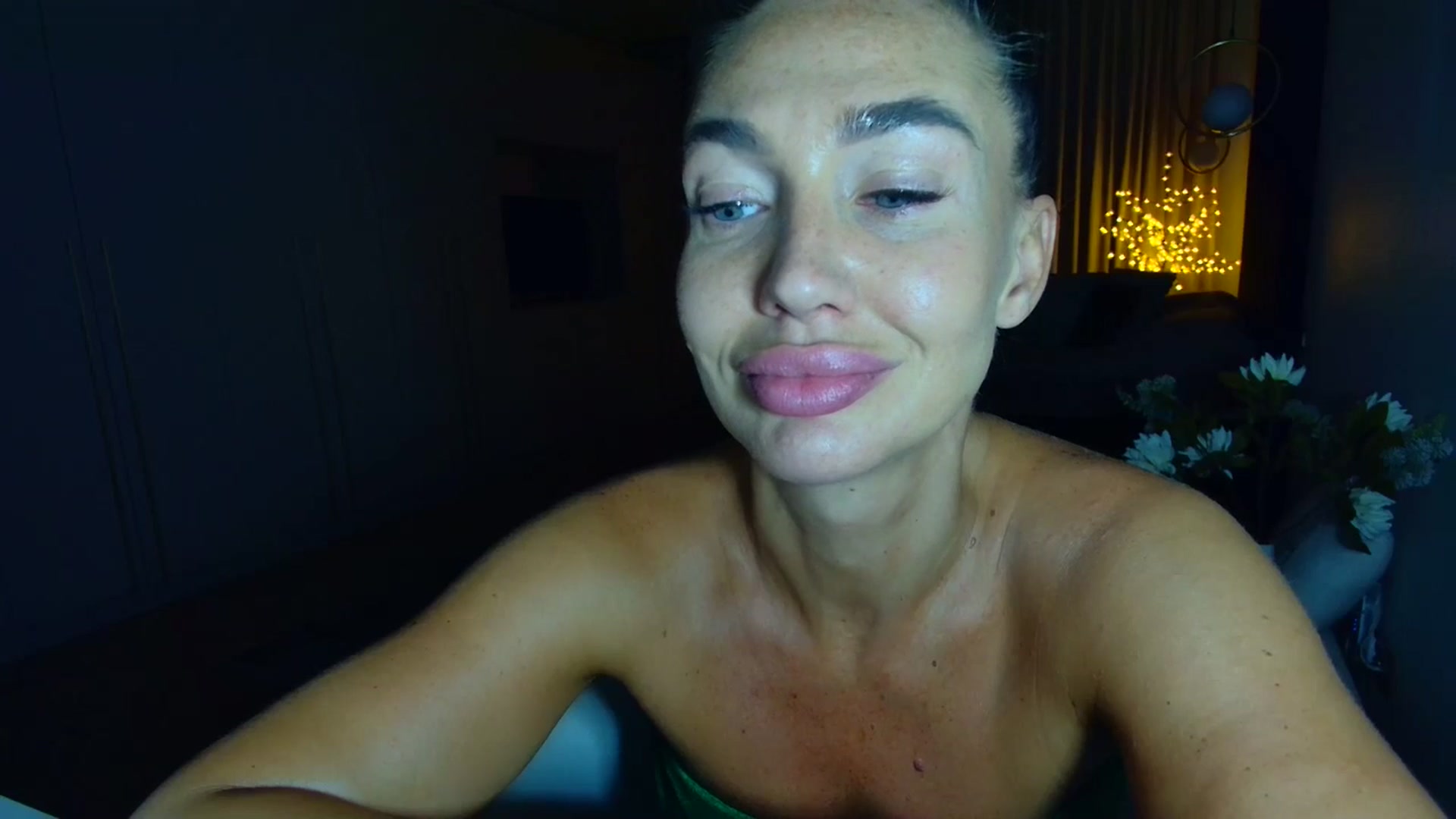 Gallery image thumbnail from Mystery_C's myfreecams stream on, 06/24/2025, 22:19 image 20 of 20