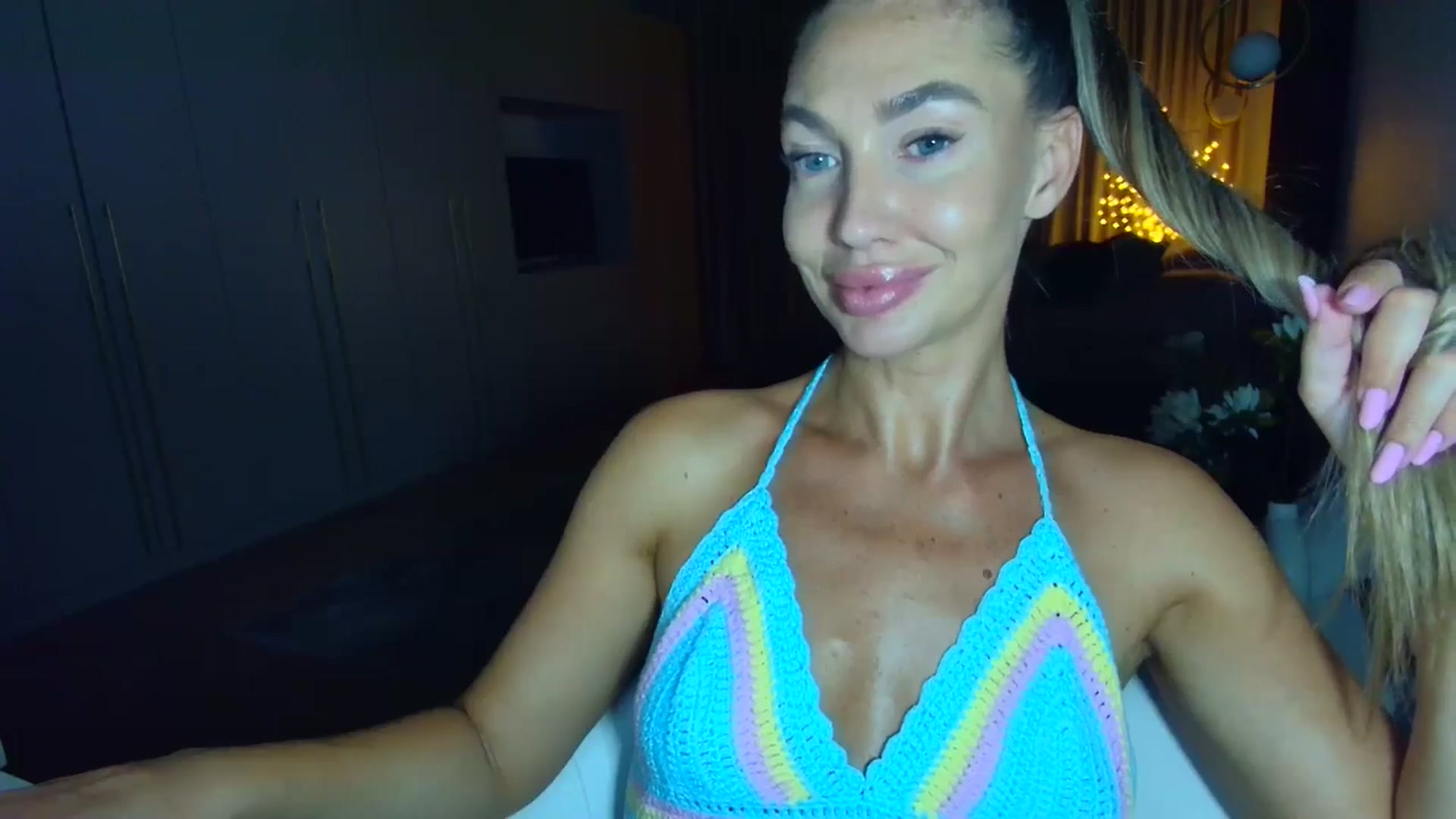 Gallery image thumbnail from Mystery_C's myfreecams stream on, 06/30/2025, 21:53 image 13 of 20