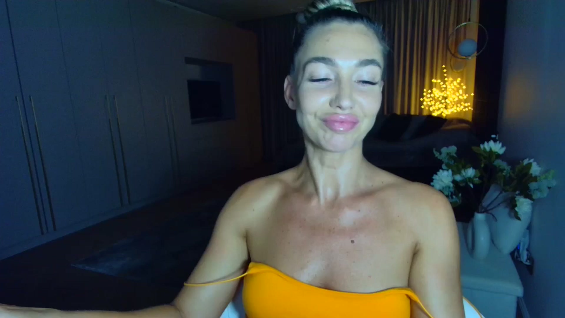 Gallery image thumbnail from Mystery_C's myfreecams stream on, 07/02/2025, 21:59 image 1 of 20