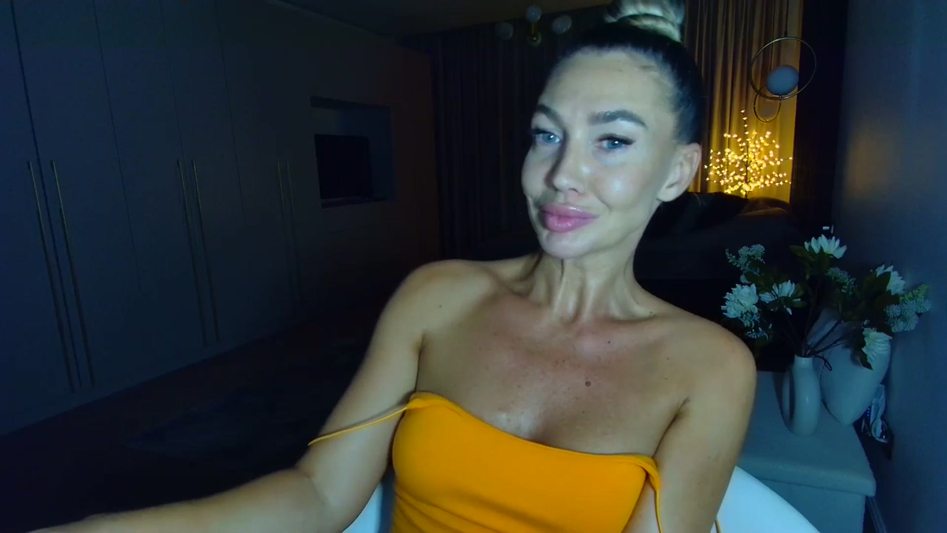 Gallery image thumbnail from Mystery_C's myfreecams stream on, 07/02/2025, 21:59 image 8 of 20