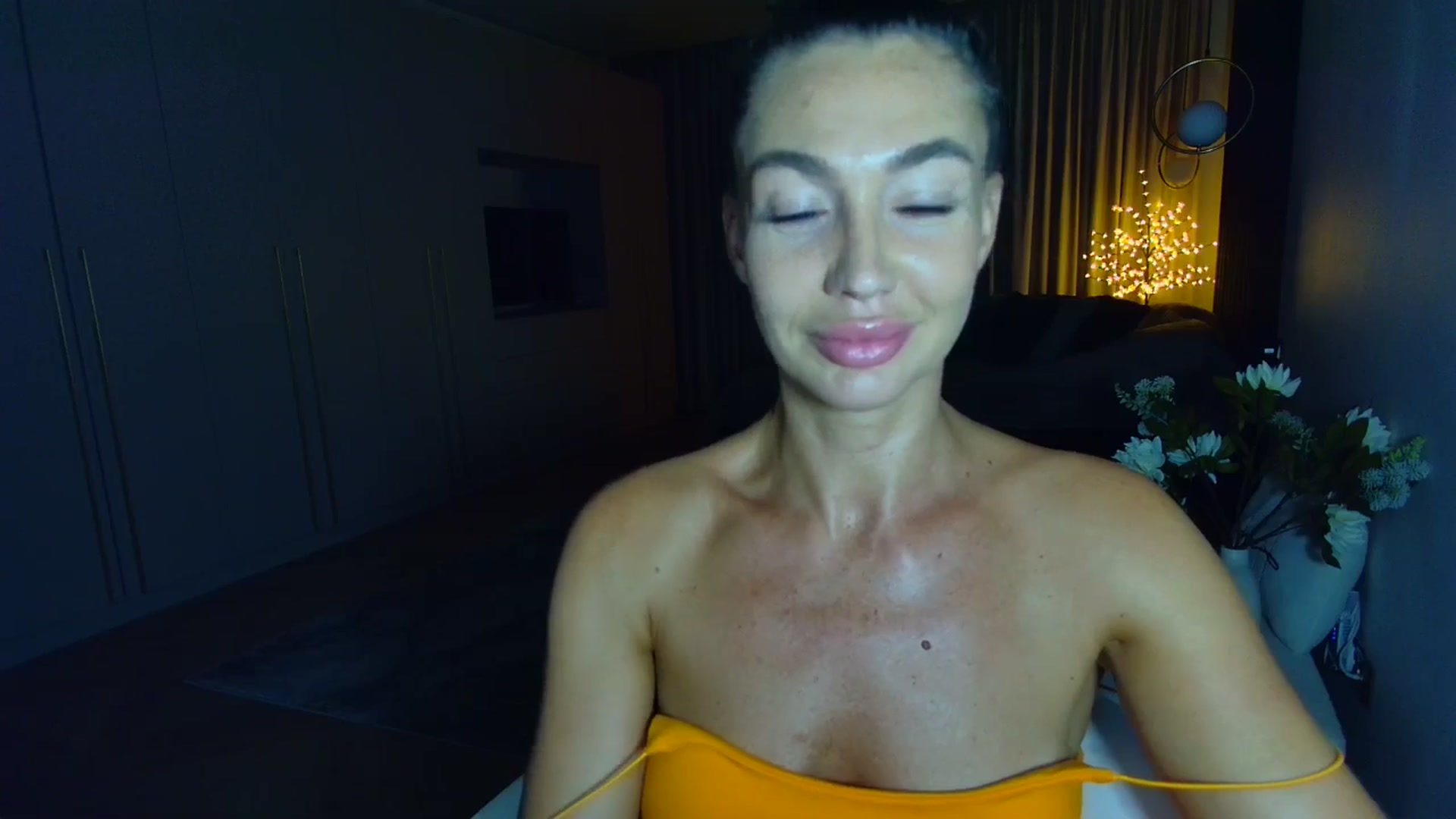 Gallery image thumbnail from Mystery_C's myfreecams stream on, 07/02/2025, 21:59 image 2 of 20