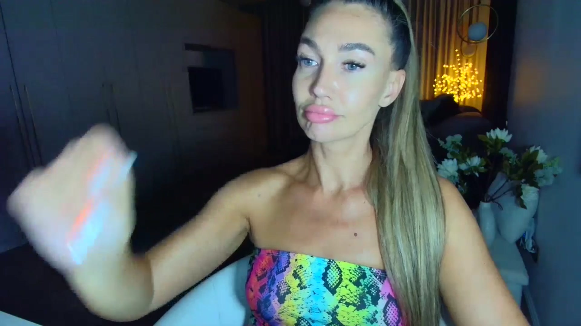 Gallery image thumbnail from Mystery_C's myfreecams stream on, 07/13/2025, 21:19 image 3 of 20