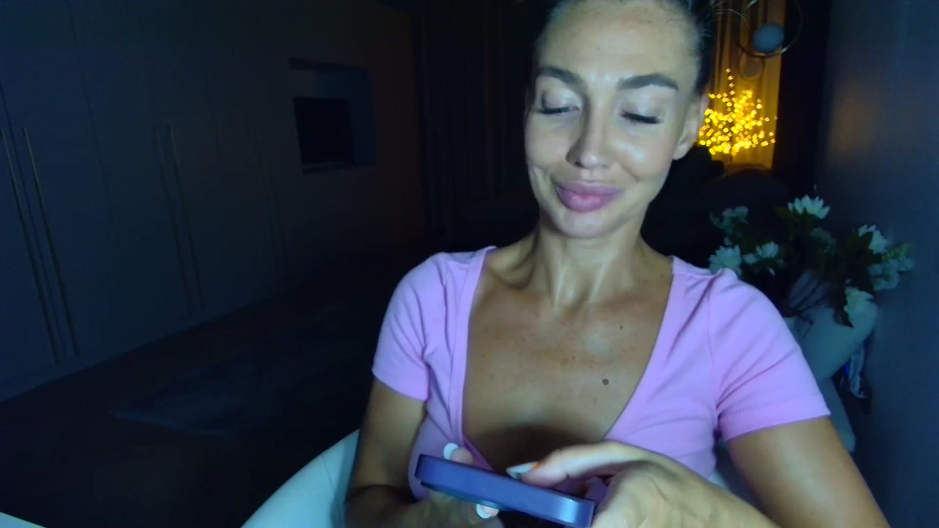 Gallery image thumbnail from Mystery_C's myfreecams stream on, 07/15/2025, 22:09 image 15 of 20