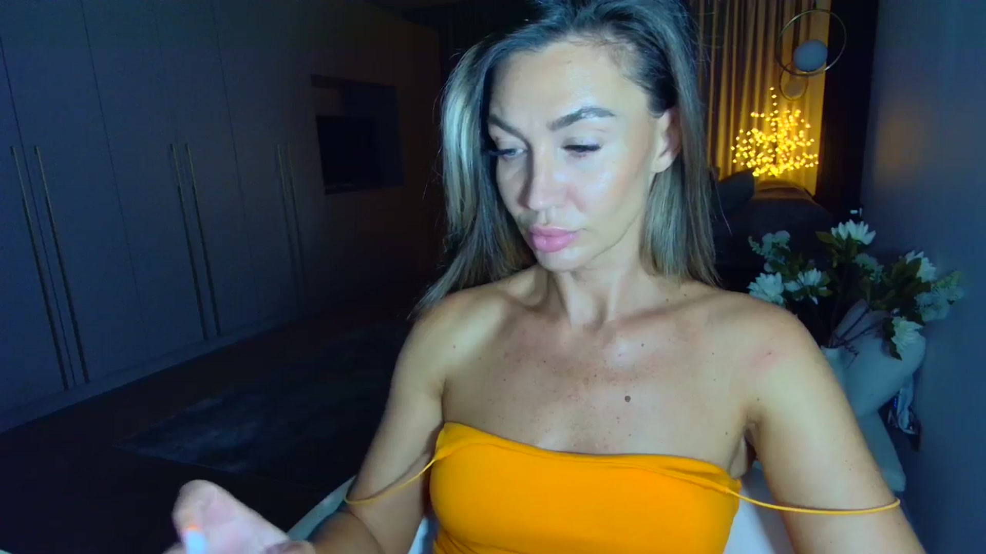 Gallery image thumbnail from Mystery_C's myfreecams stream on, 07/18/2025, 21:33 image 7 of 20