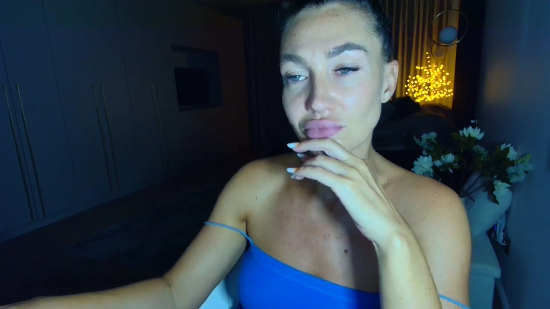 Gallery image thumbnail from Mystery_C's myfreecams stream on, 07/20/2025, 21:32 image 5 of 20