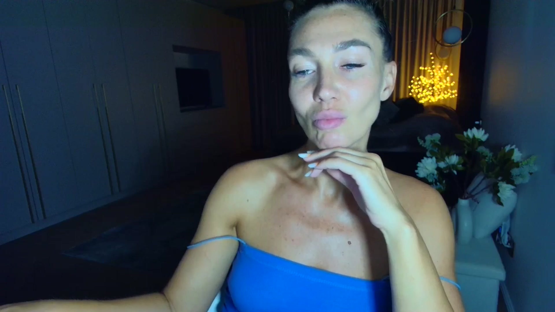 Gallery image thumbnail from Mystery_C's myfreecams stream on, 07/20/2025, 21:32 image 7 of 20