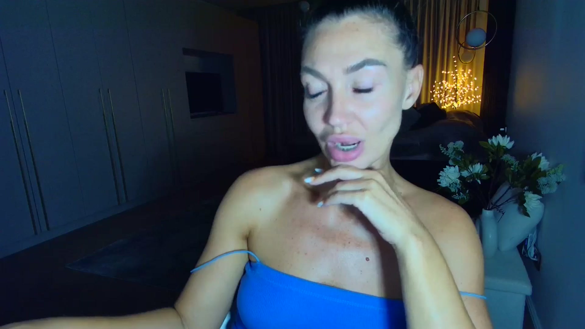 Gallery image thumbnail from Mystery_C's myfreecams stream on, 07/20/2025, 21:32 image 15 of 20