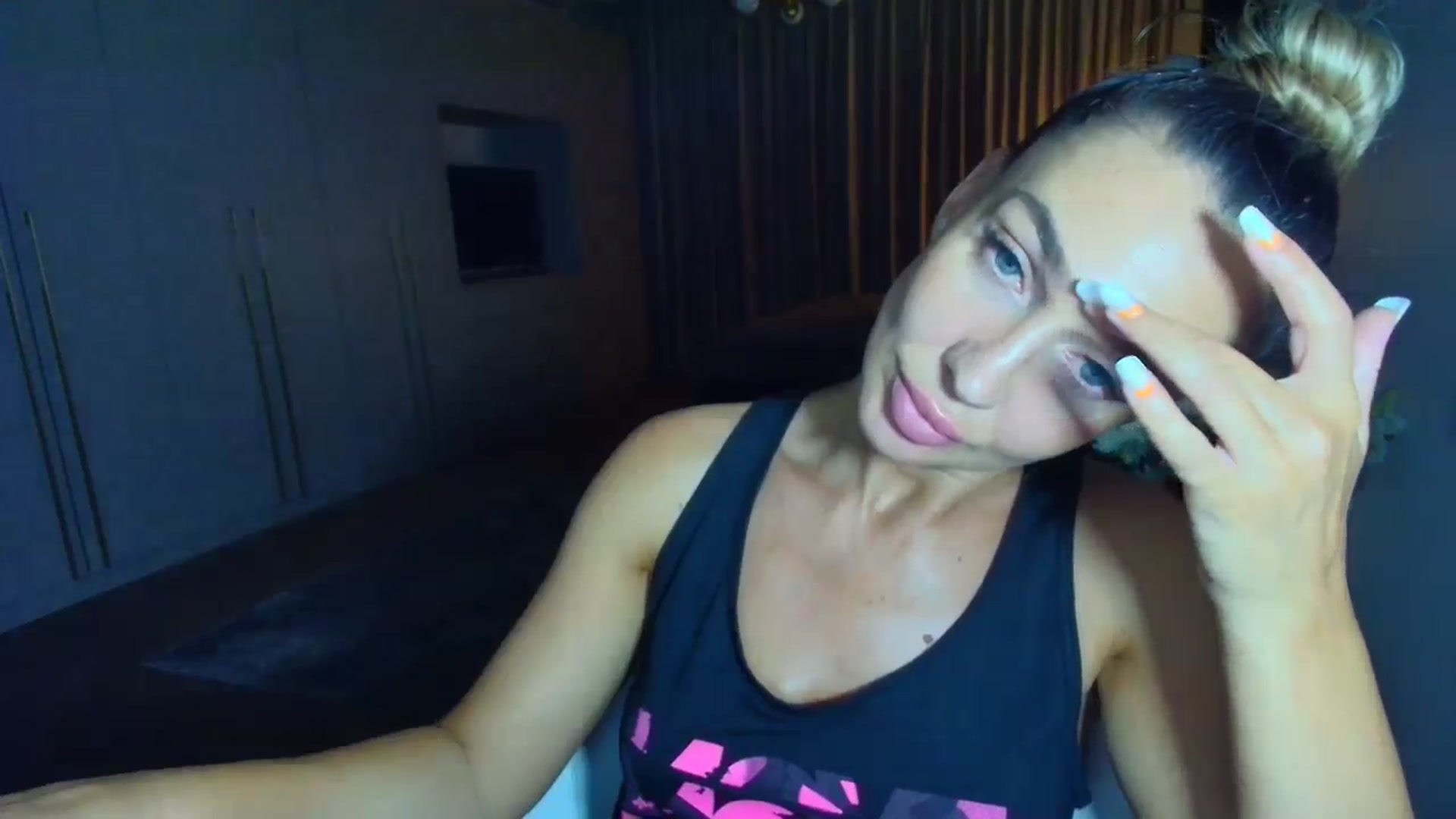 Gallery image thumbnail from Mystery_C's myfreecams stream on, 07/27/2025, 21:32 image 15 of 20