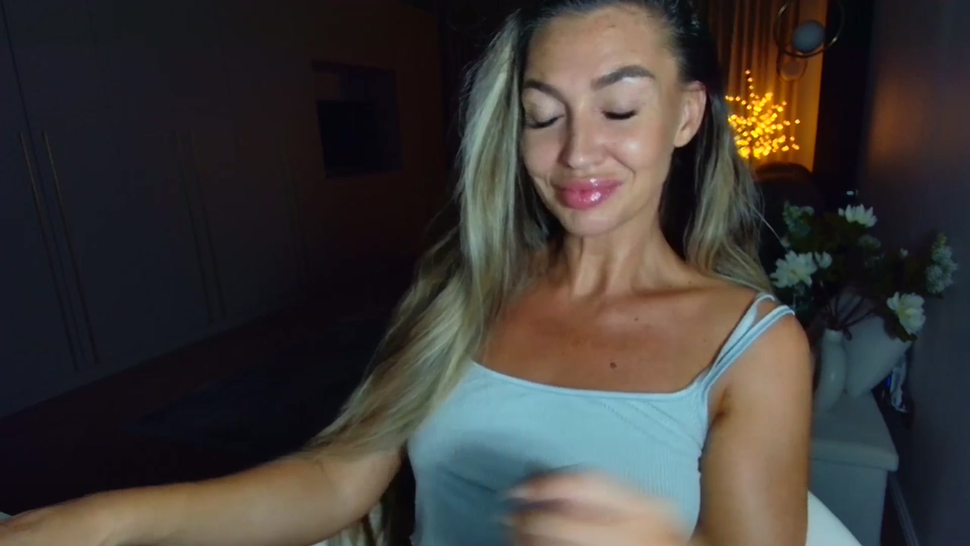 Gallery image thumbnail from Mystery_C's myfreecams stream on, 07/30/2025, 22:27 image 2 of 20