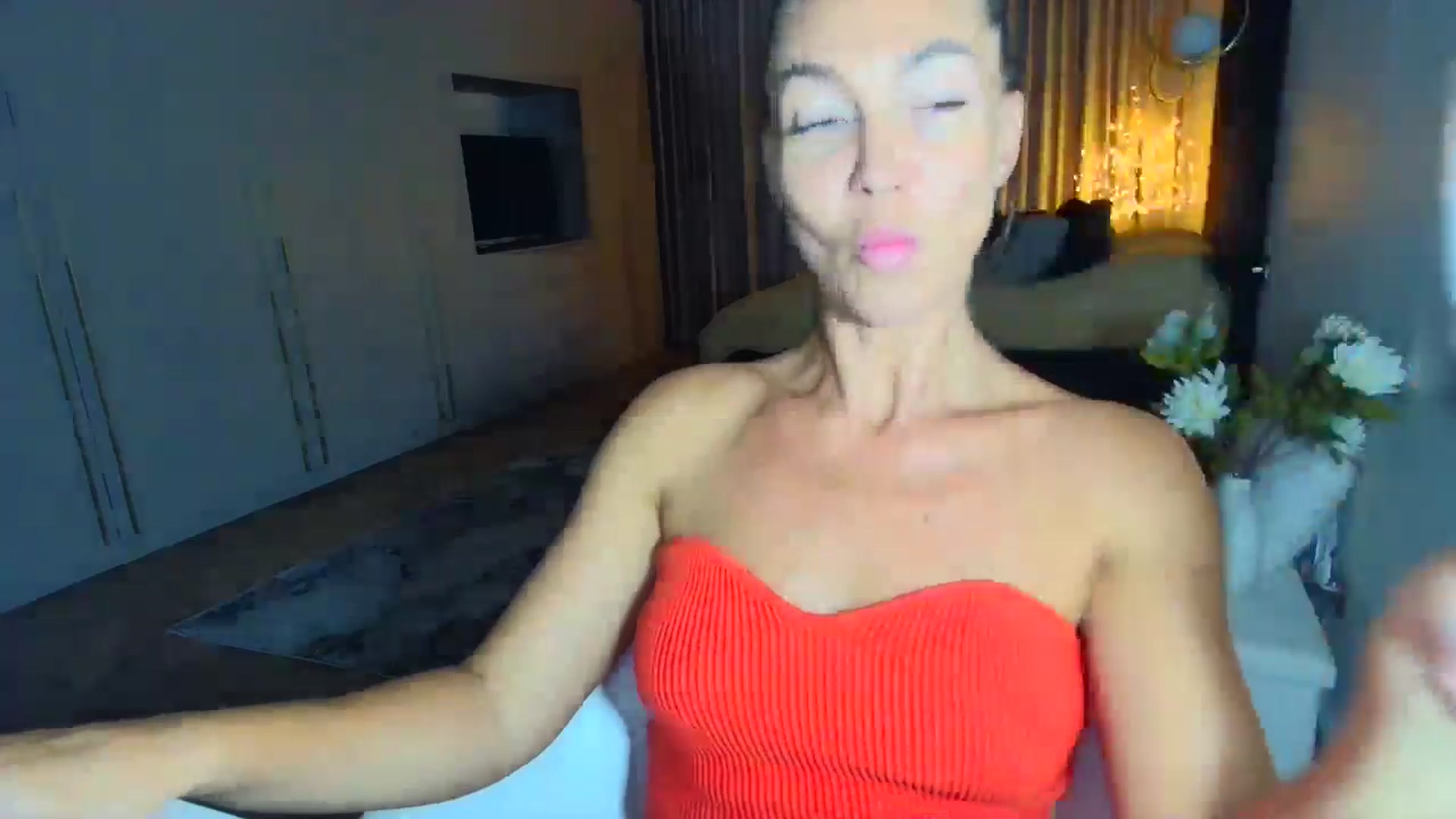 Gallery image thumbnail from Mystery_C's myfreecams stream on, 08/18/2025, 22:09 image 12 of 20