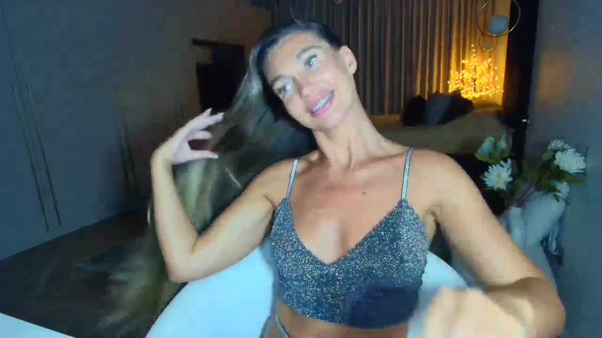 Gallery image thumbnail from Mystery_C's myfreecams stream on, 08/20/2025, 22:13 image 10 of 20