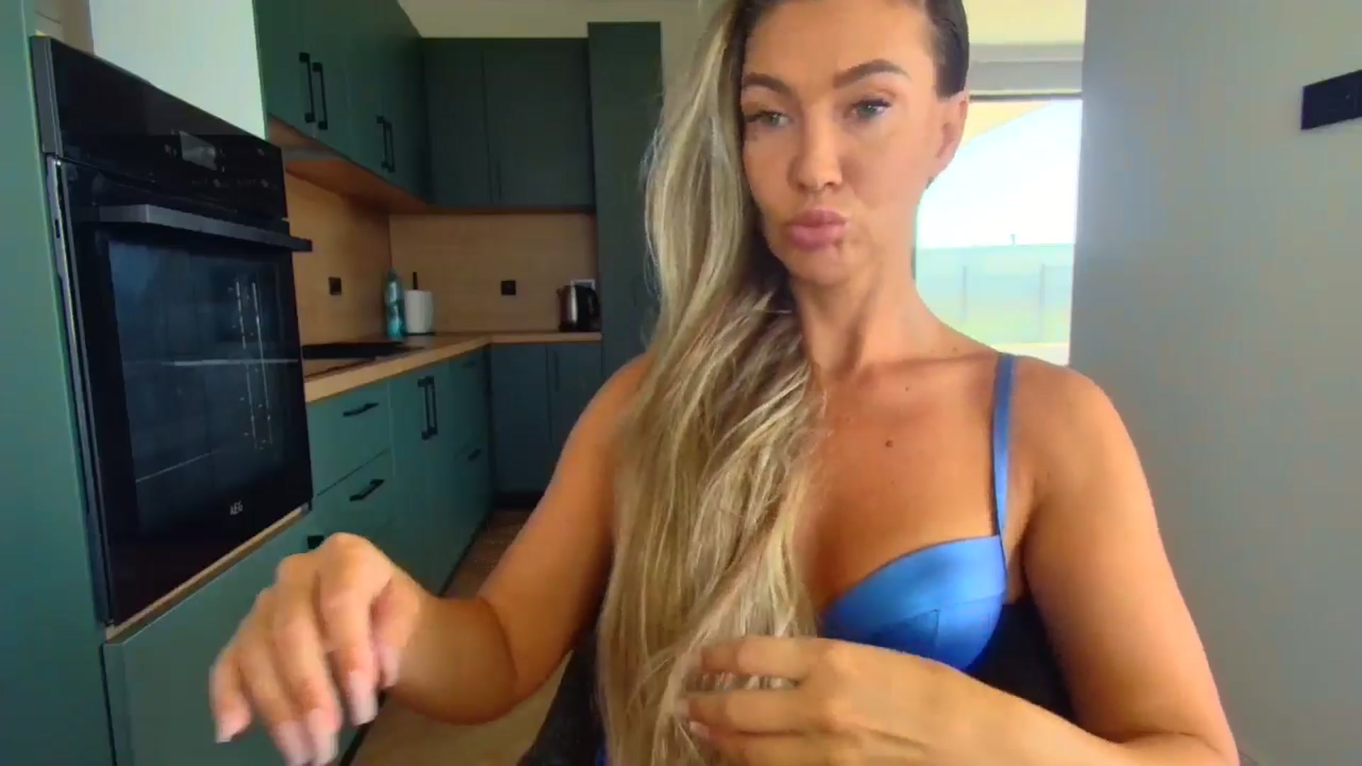 Gallery image thumbnail from Mystery_C's myfreecams stream on, 09/08/2025, 13:48 image 6 of 20