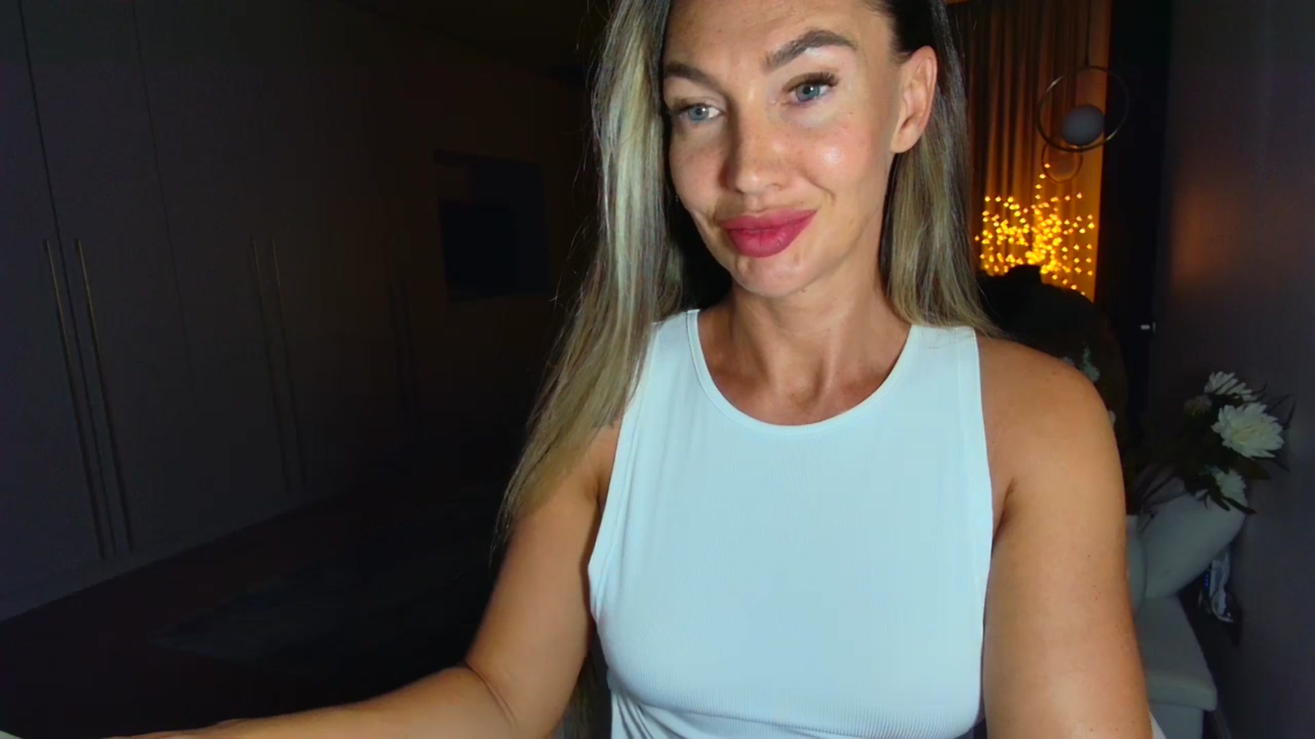 Gallery image thumbnail from Mystery_C's myfreecams stream on, 09/10/2025, 21:05 image 11 of 20