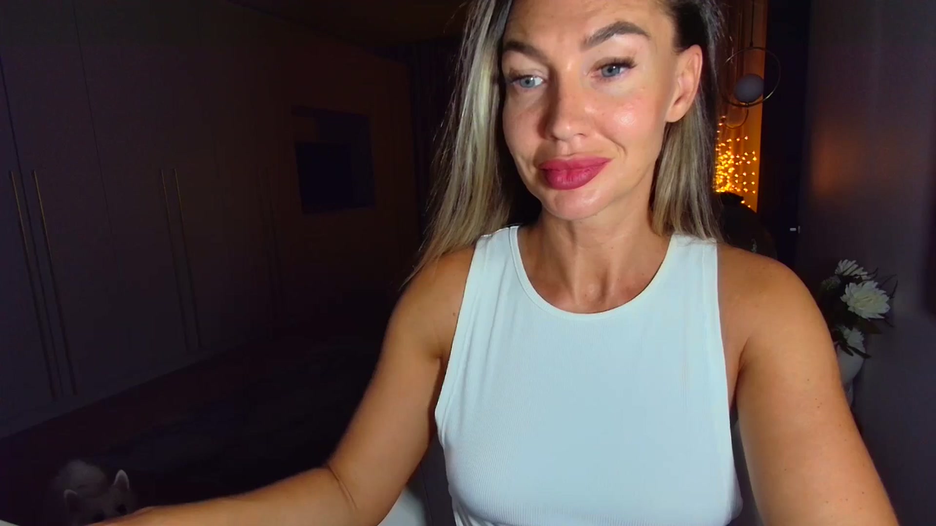 Gallery image thumbnail from Mystery_C's myfreecams stream on, 09/10/2025, 22:42 image 12 of 20
