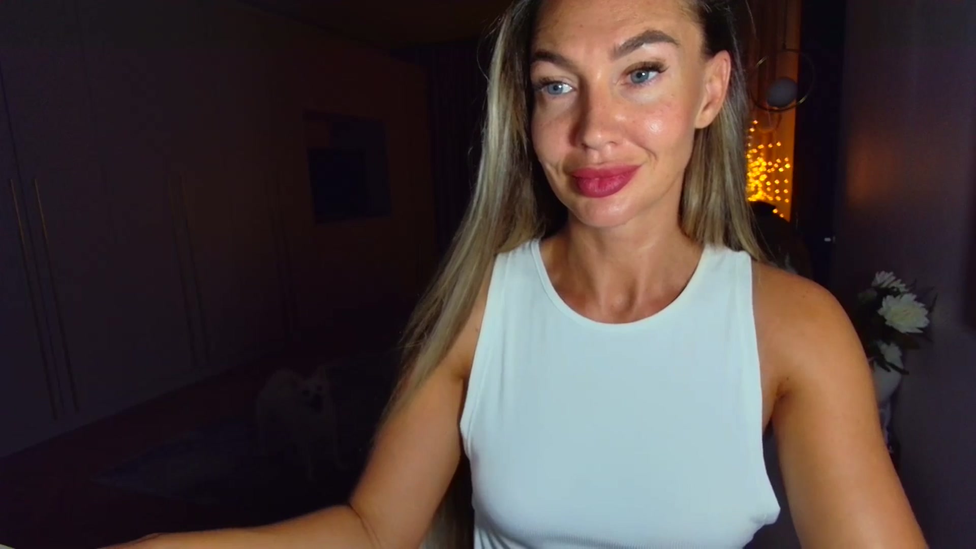Gallery image thumbnail from Mystery_C's myfreecams stream on, 09/10/2025, 22:42 image 3 of 20