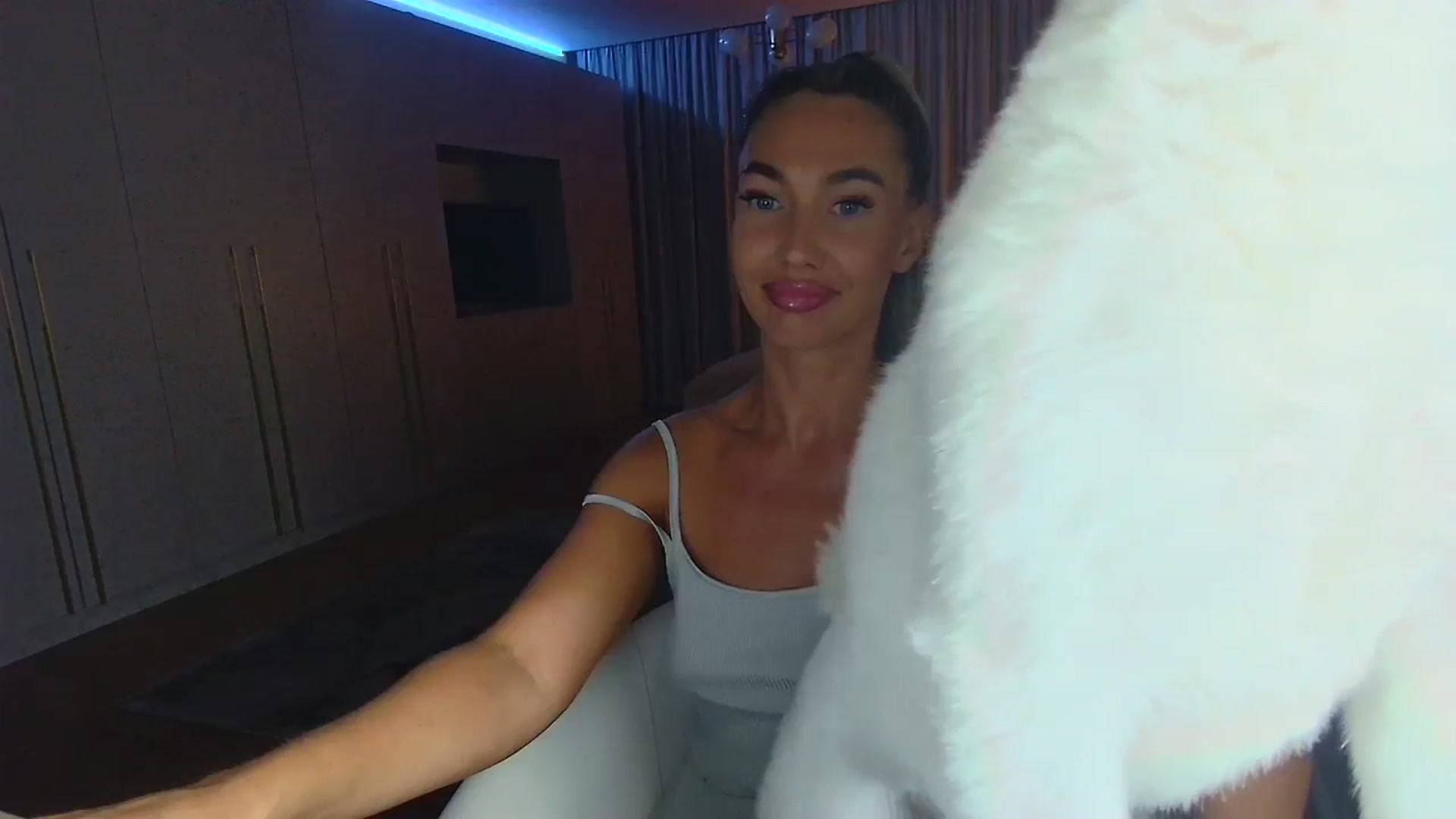 Gallery image thumbnail from Mystery_C's myfreecams stream on, 09/23/2025, 21:31 image 11 of 20