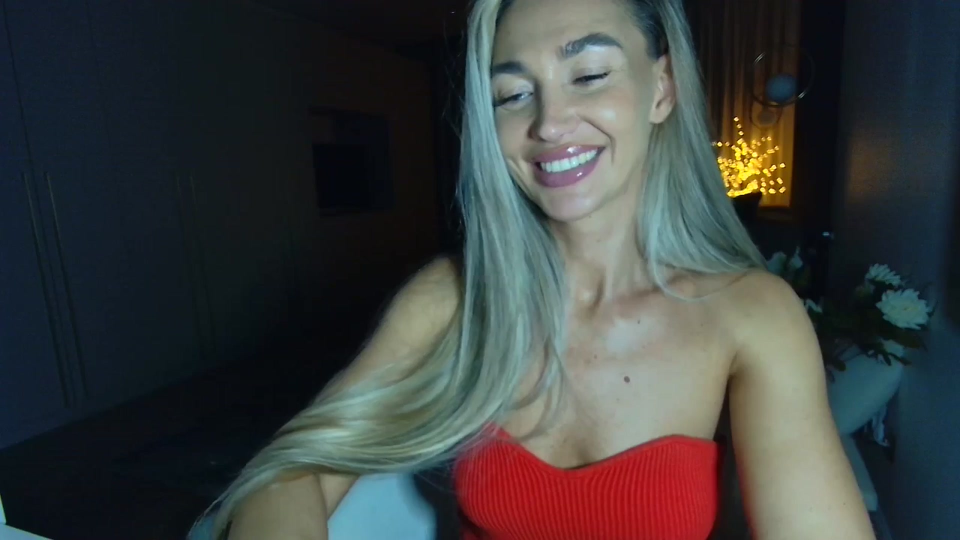 Gallery image thumbnail from Mystery_C's myfreecams stream on, 10/16/2025, 22:09 image 10 of 20