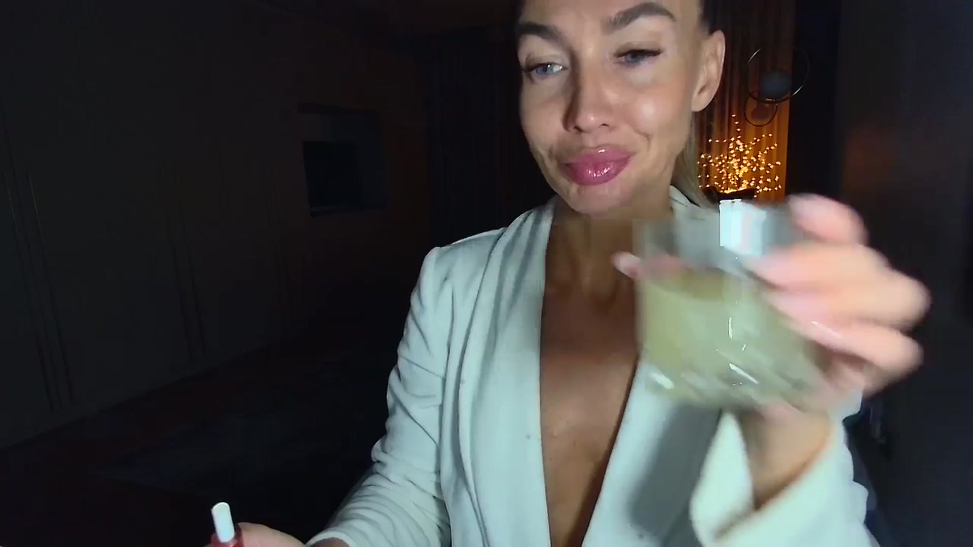 Gallery image thumbnail from Mystery_C's myfreecams stream on, 10/27/2025, 22:48 image 6 of 20