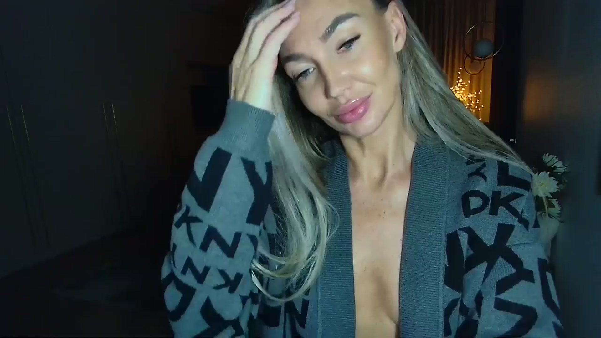 Gallery image thumbnail from Mystery_C's myfreecams stream on, 11/13/2025, 22:53 image 8 of 20