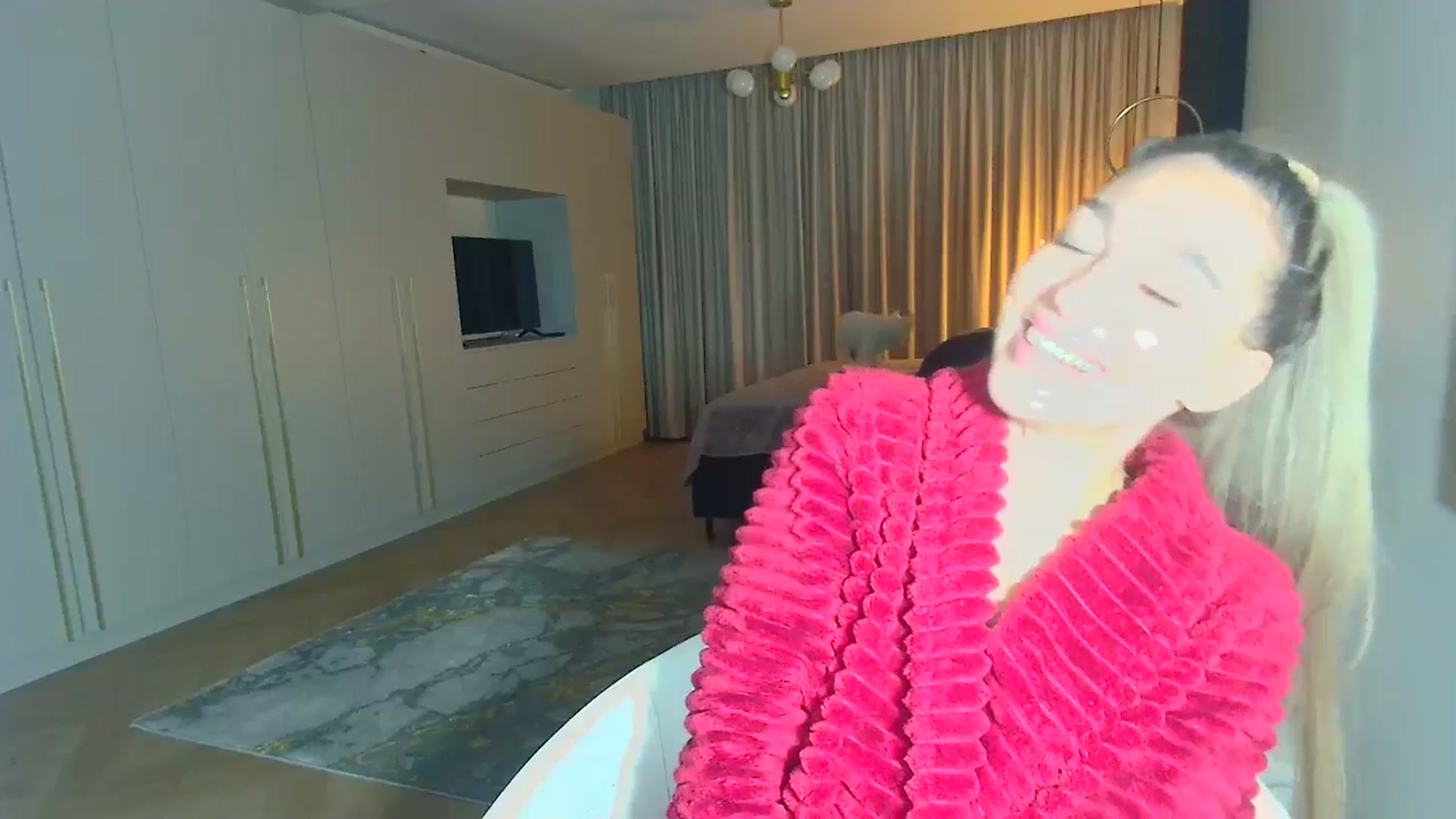 Gallery image thumbnail from Mystery_C's myfreecams stream on, 11/25/2025, 23:13 image 18 of 20