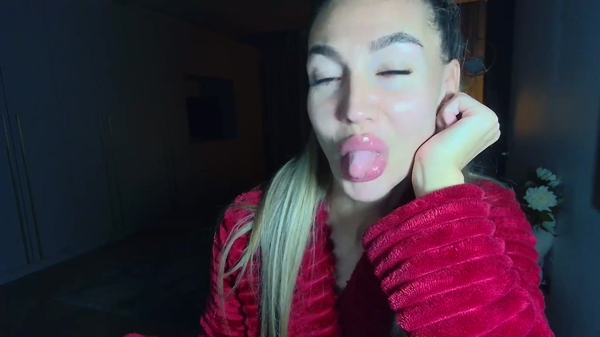Gallery image thumbnail from Mystery_C's myfreecams stream on, 11/25/2025, 23:13 image 3 of 20