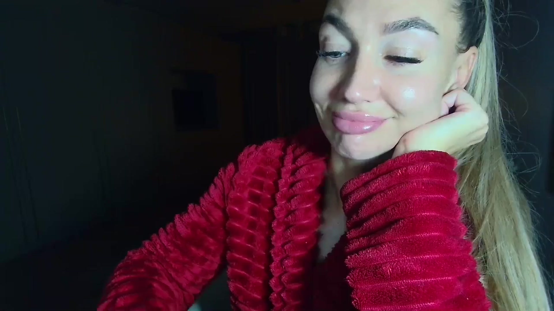 Gallery image thumbnail from Mystery_C's myfreecams stream on, 11/25/2025, 23:13 image 20 of 20