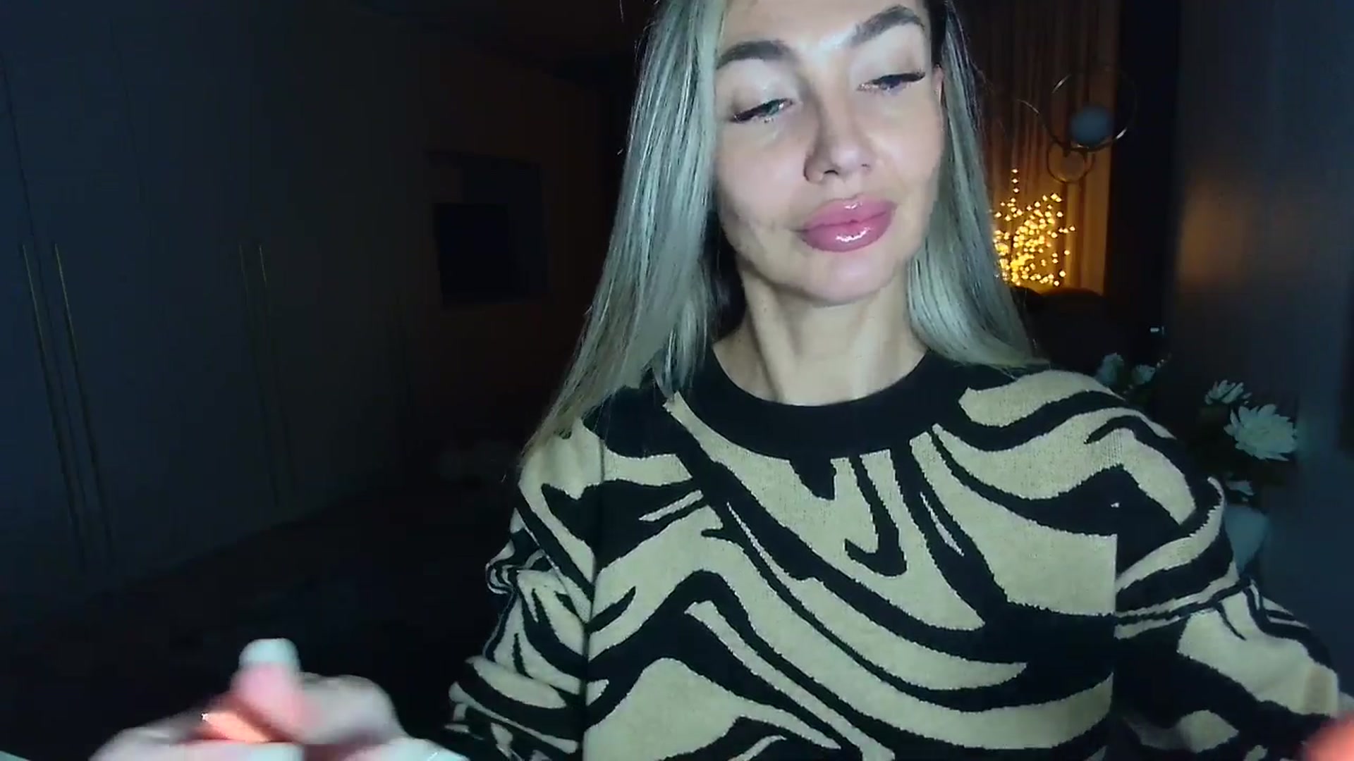 Gallery image thumbnail from Mystery_C's myfreecams stream on, 12/02/2025, 23:04 image 10 of 20