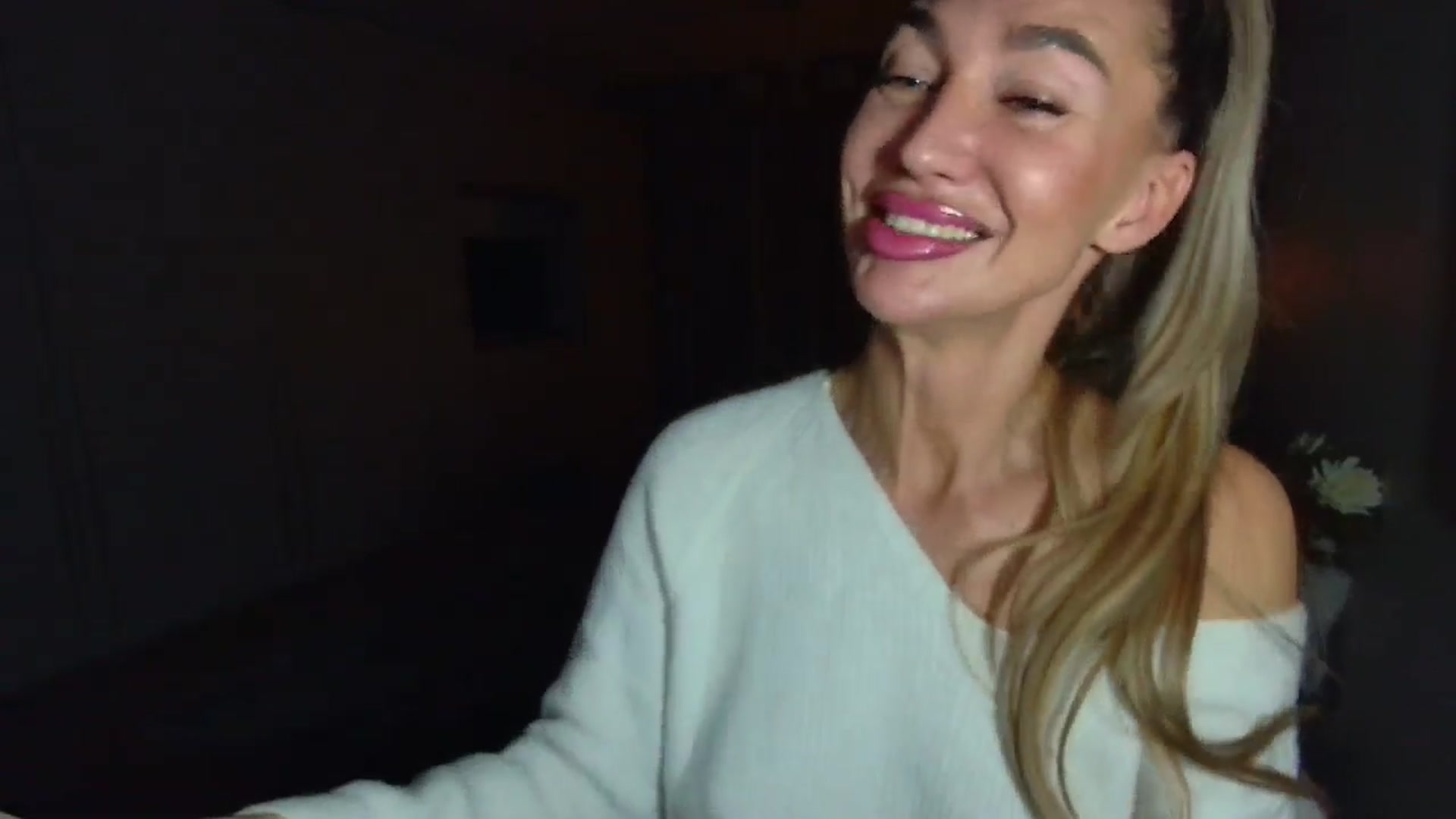 Gallery image thumbnail from Mystery_C's myfreecams stream on, 12/09/2025, 23:20 image 13 of 20
