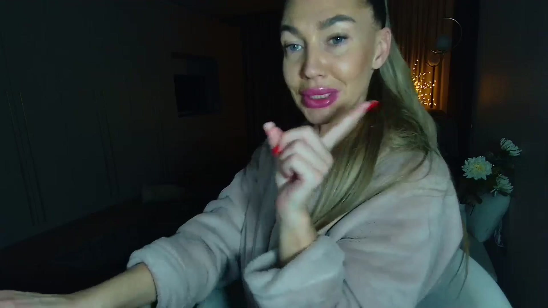 Gallery image thumbnail from Mystery_C's myfreecams stream on, 01/12/2026, 22:44 image 3 of 20