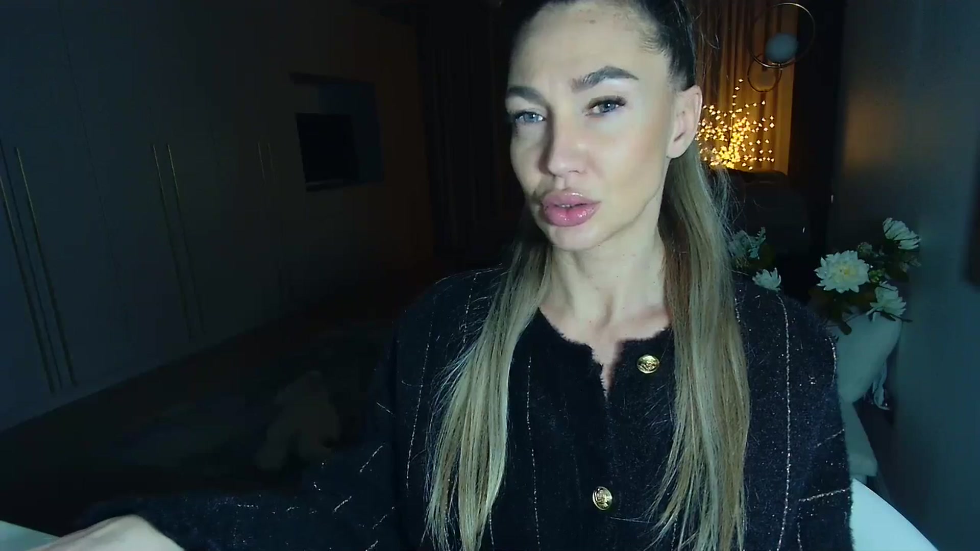 Gallery image thumbnail from Mystery_C's myfreecams stream on, 01/21/2026, 22:47 image 8 of 20
