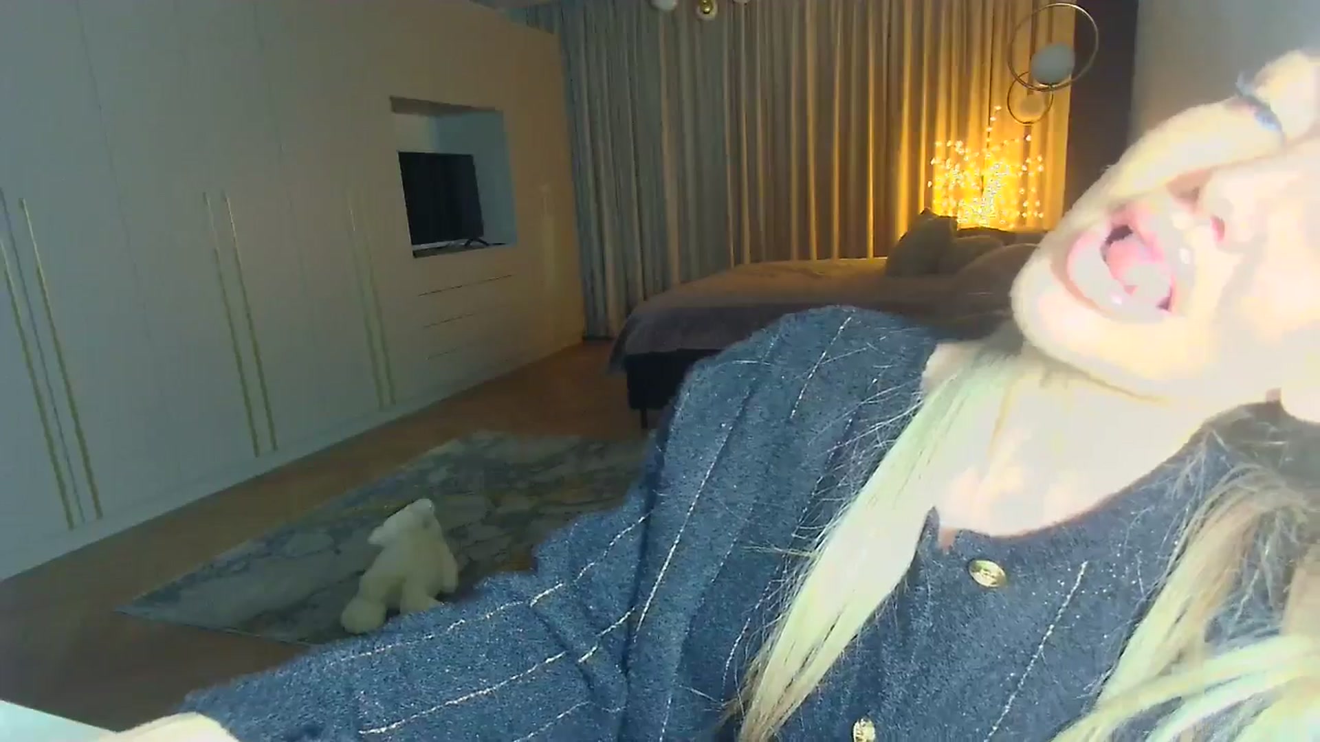 Gallery image thumbnail from Mystery_C's myfreecams stream on, 01/21/2026, 22:47 image 13 of 20