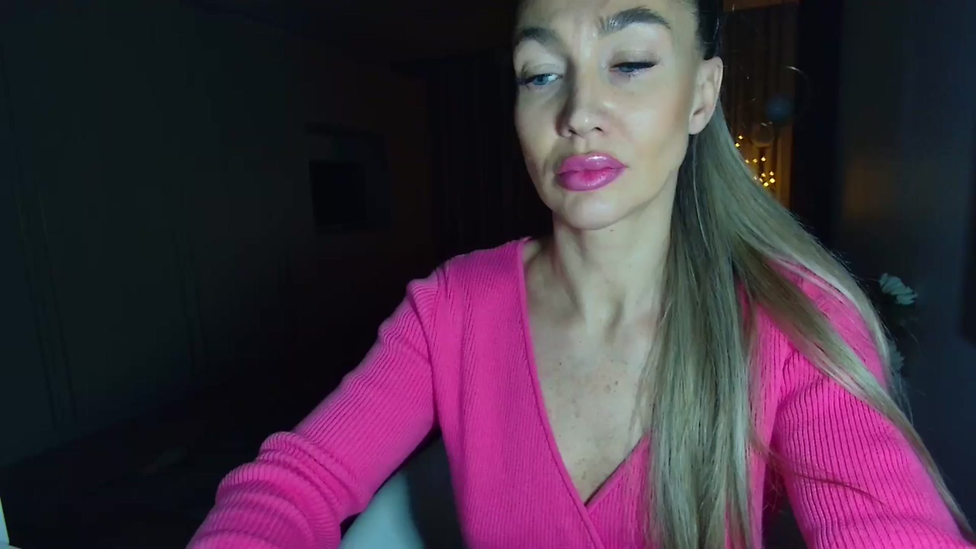 Gallery image thumbnail from Mystery_C's myfreecams stream on, 01/22/2026, 23:33 image 10 of 20