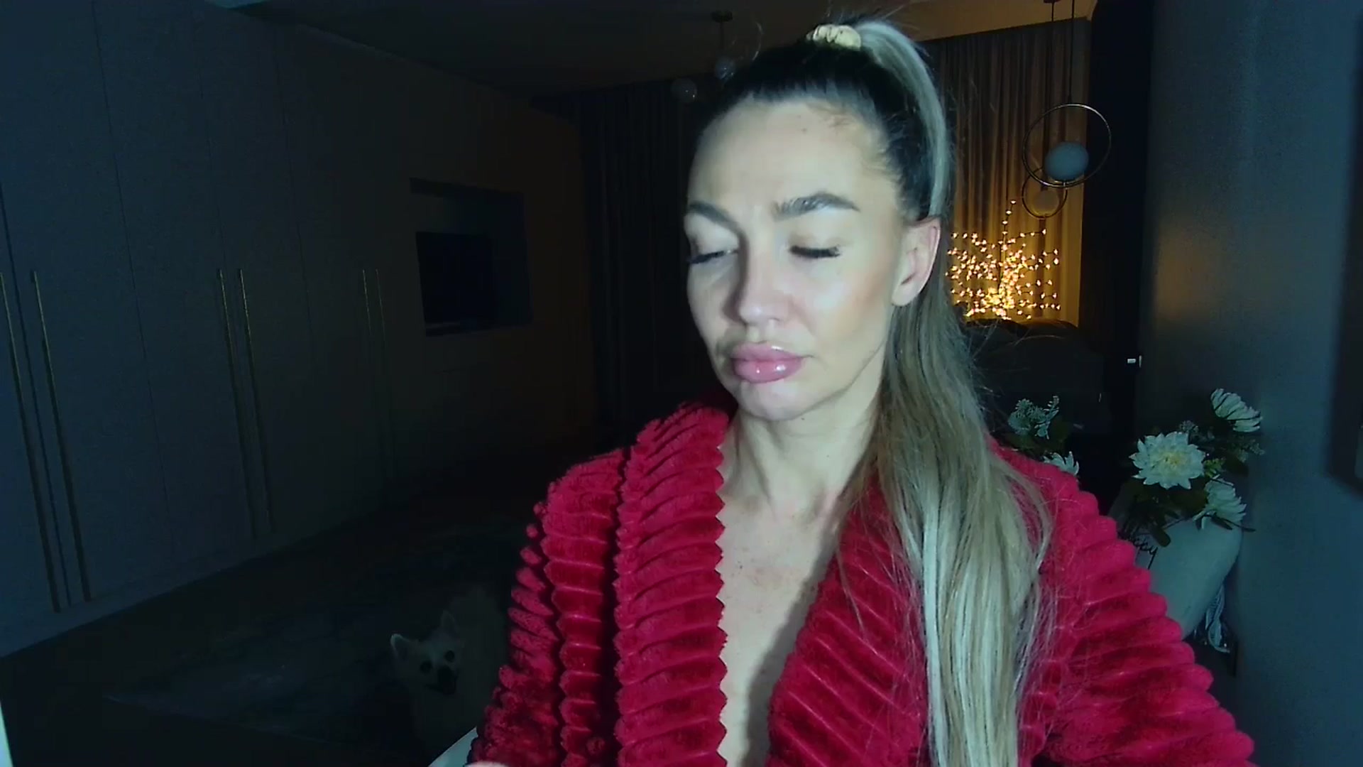 Gallery image thumbnail from Mystery_C's myfreecams stream on, 01/27/2026, 22:49 image 6 of 20