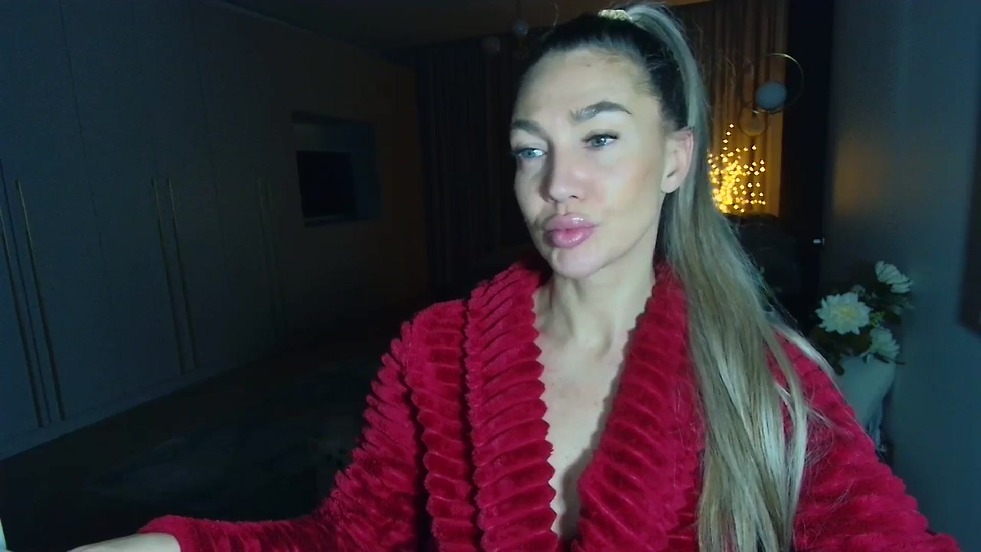 Gallery image thumbnail from Mystery_C's myfreecams stream on, 01/27/2026, 22:49 image 10 of 20