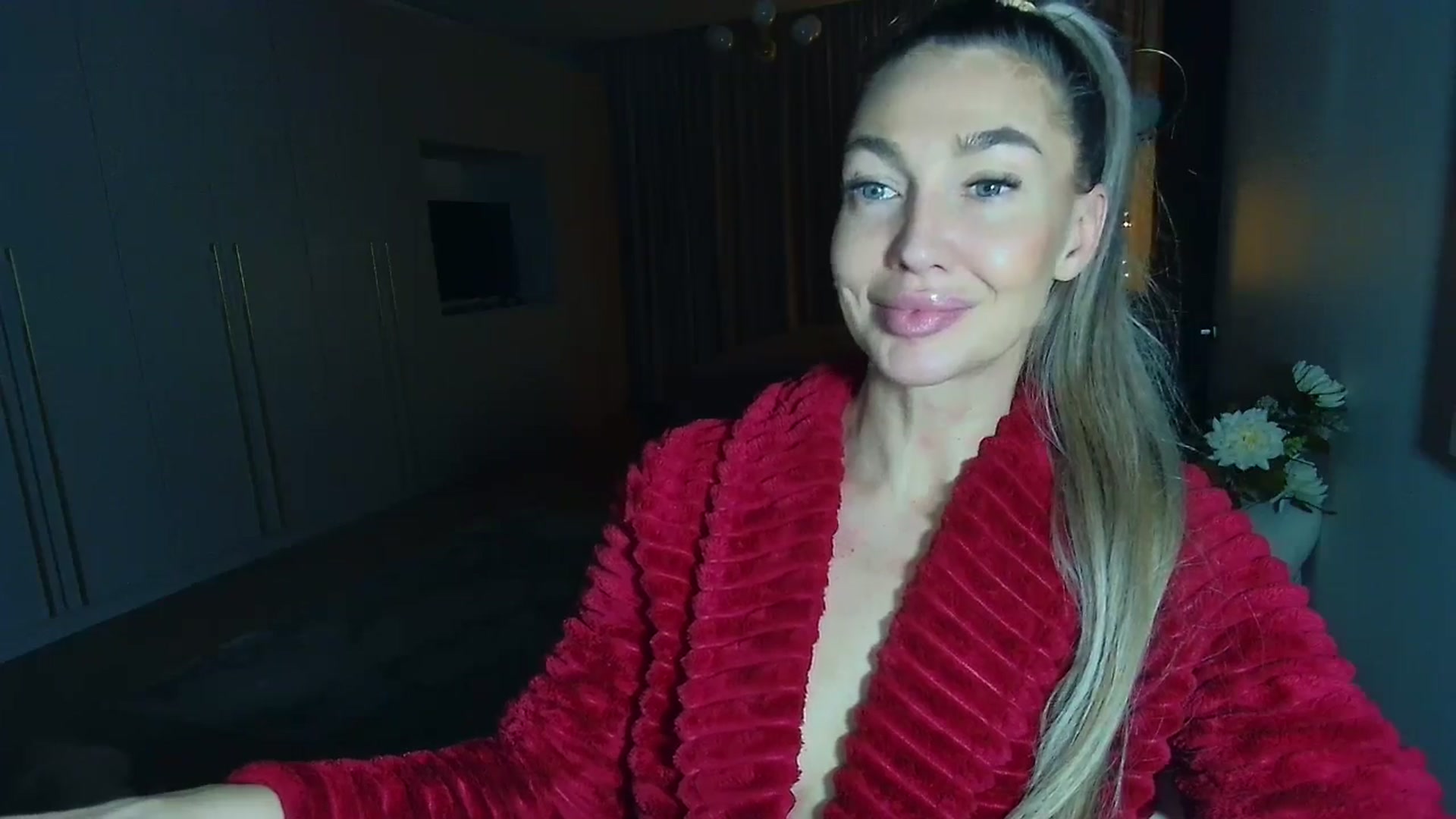 Gallery image thumbnail from Mystery_C's myfreecams stream on, 01/27/2026, 22:49 image 19 of 20