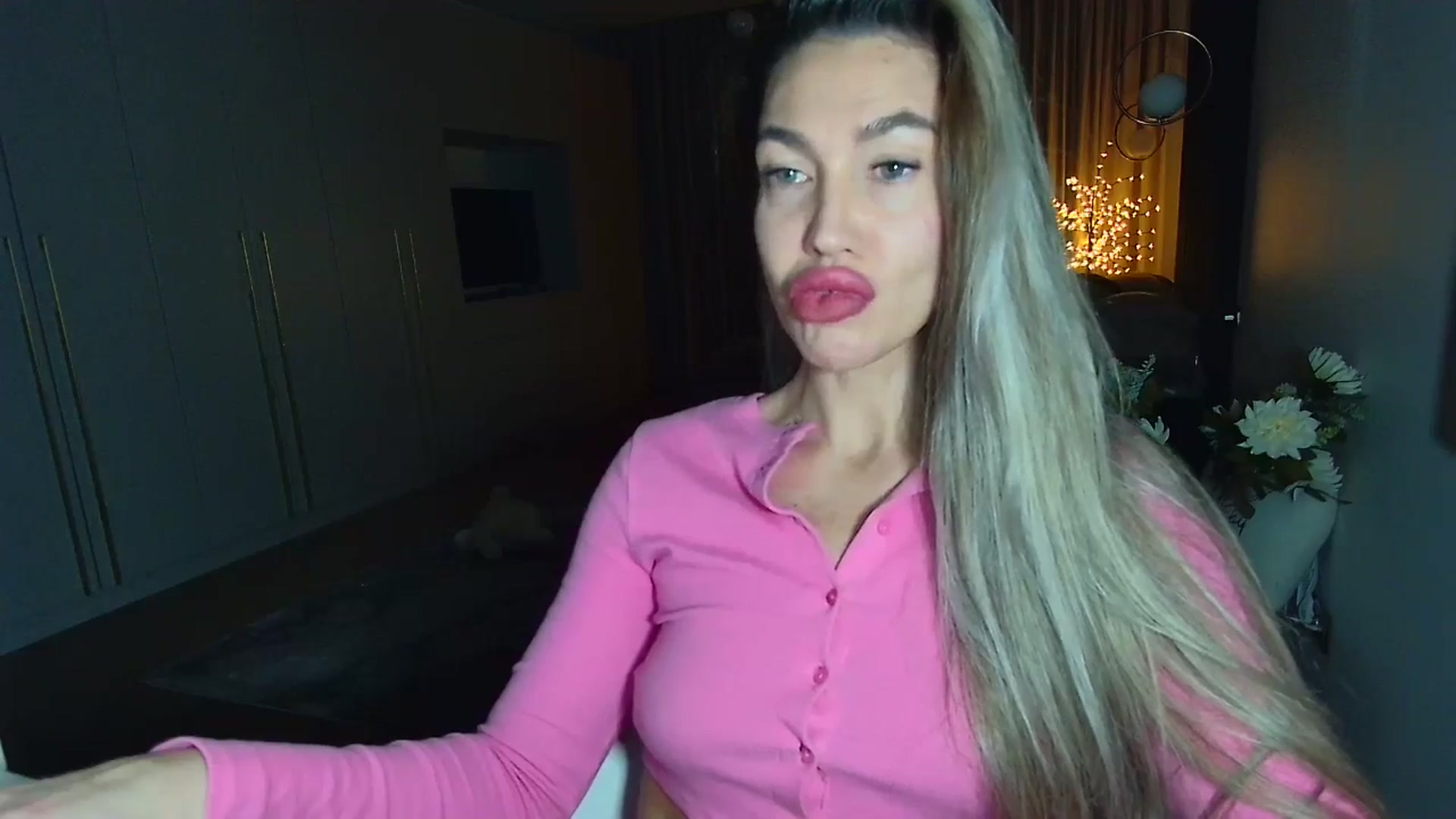 Gallery image thumbnail from Mystery_C's myfreecams stream on, 01/29/2026, 23:02 image 7 of 20
