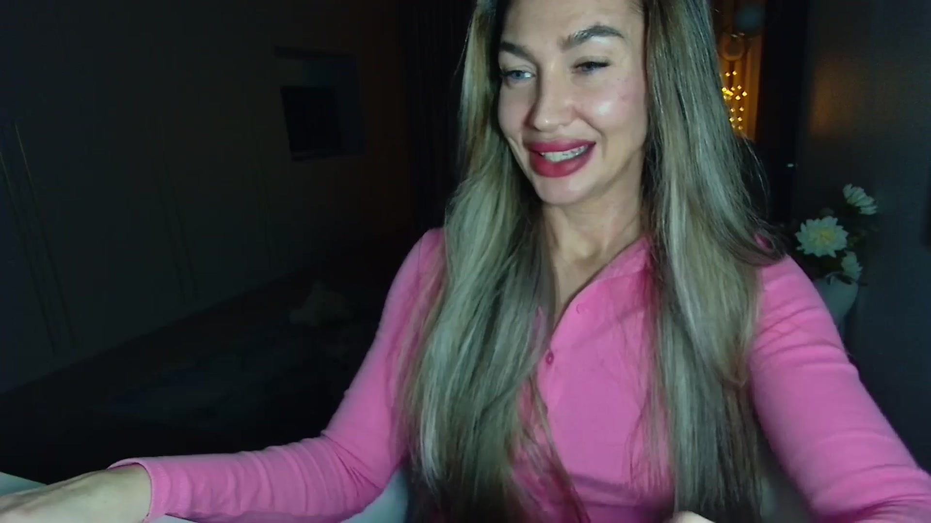 Gallery image thumbnail from Mystery_C's myfreecams stream on, 01/29/2026, 23:02 image 15 of 20