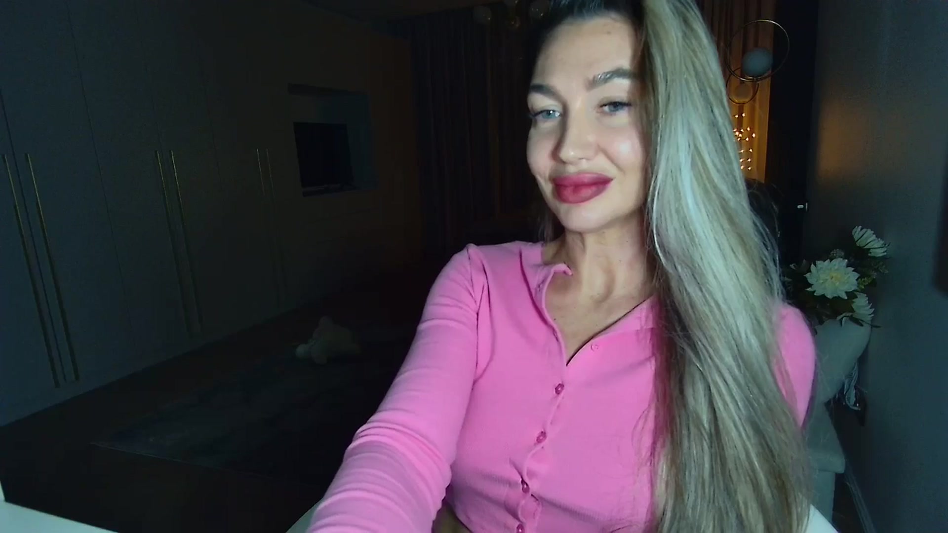 Gallery image thumbnail from Mystery_C's myfreecams stream on, 01/29/2026, 23:02 image 9 of 20