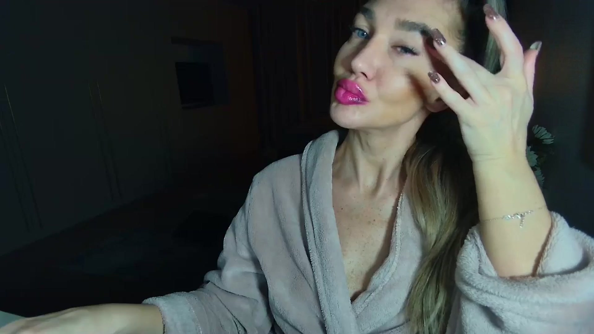 Gallery image thumbnail from Mystery_C's myfreecams stream on, 02/03/2026, 22:55 image 14 of 20