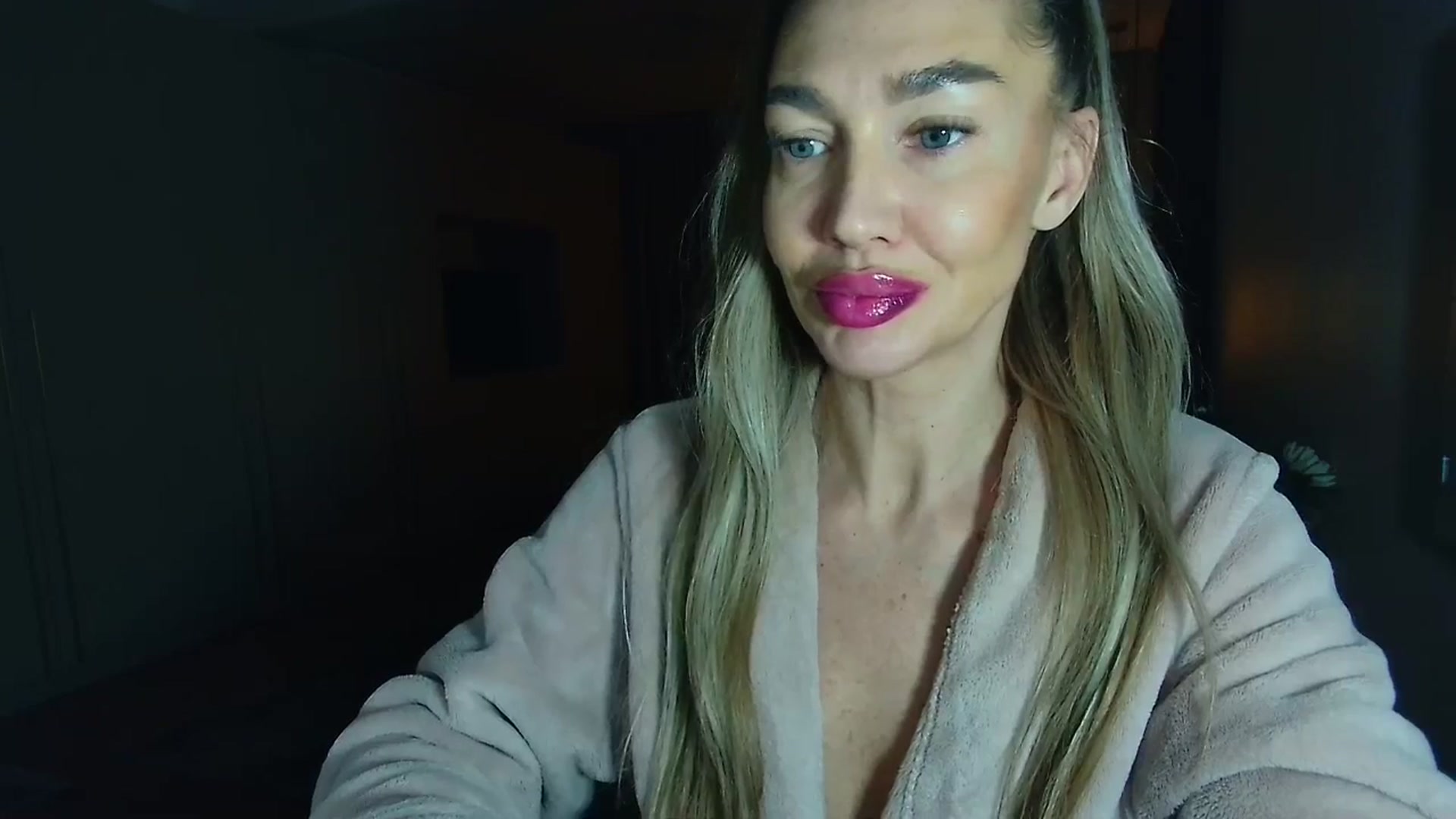 Gallery image thumbnail from Mystery_C's myfreecams stream on, 02/03/2026, 22:55 image 2 of 20