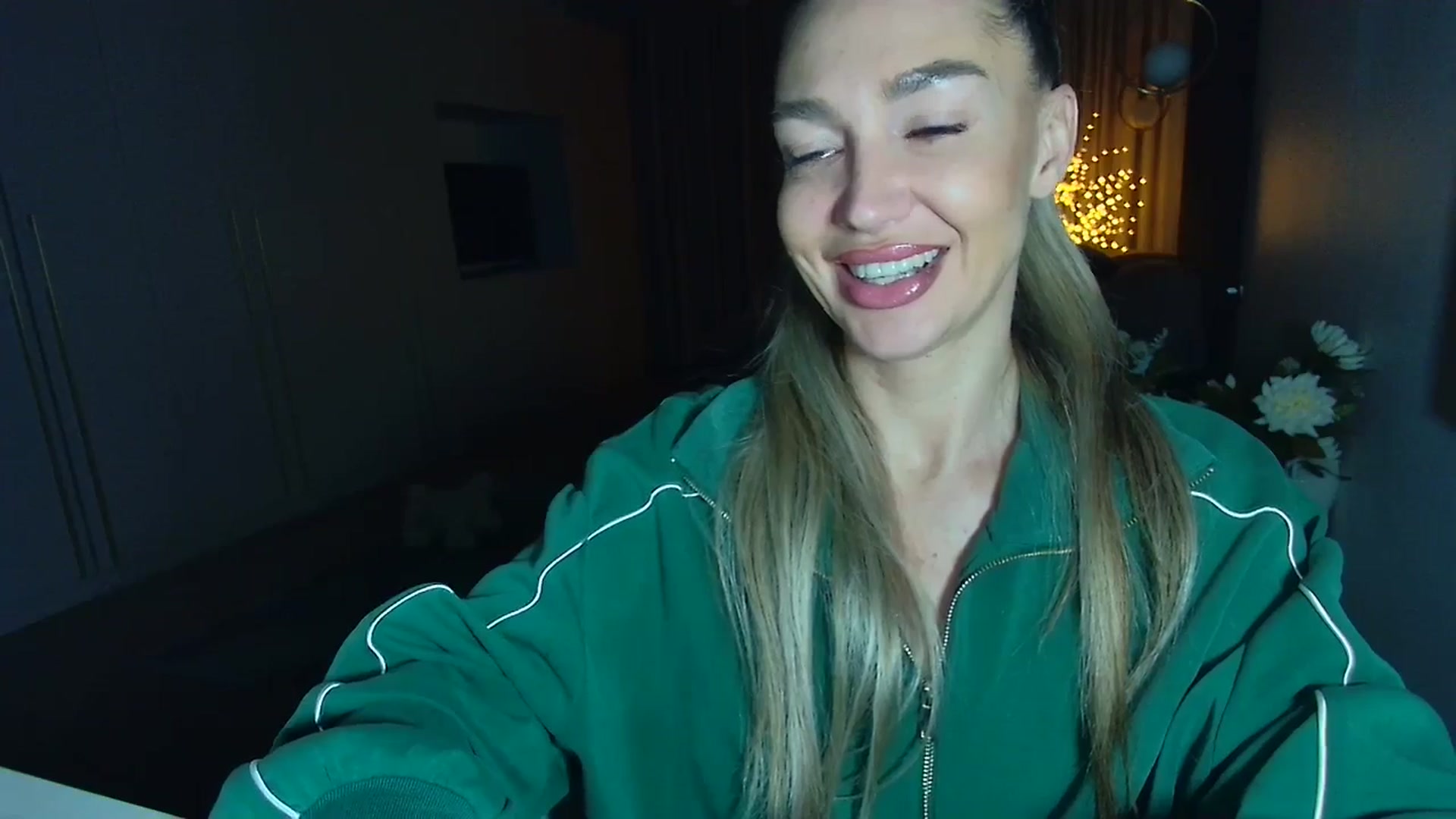 Gallery image thumbnail from Mystery_C's myfreecams stream on, 02/06/2026, 22:47 image 5 of 20