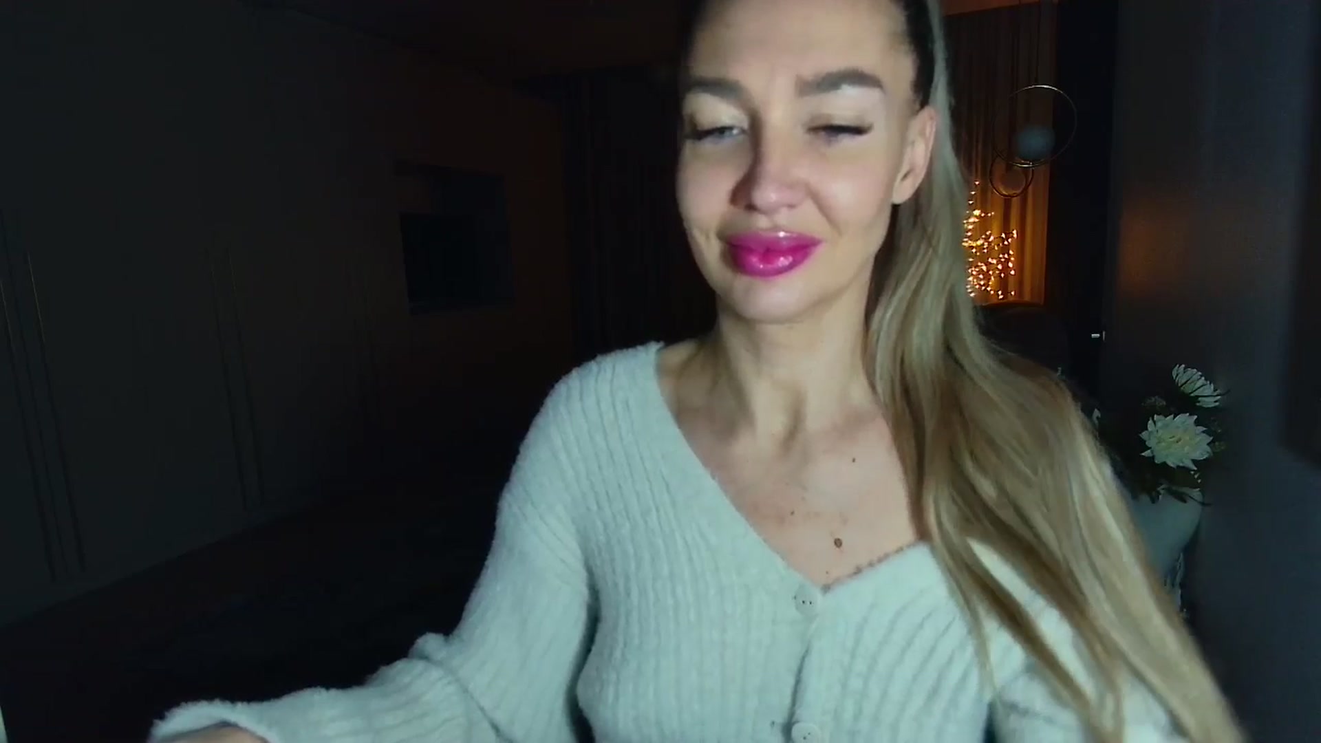Gallery image thumbnail from Mystery_C's myfreecams stream on, 02/17/2026, 22:56 image 3 of 20