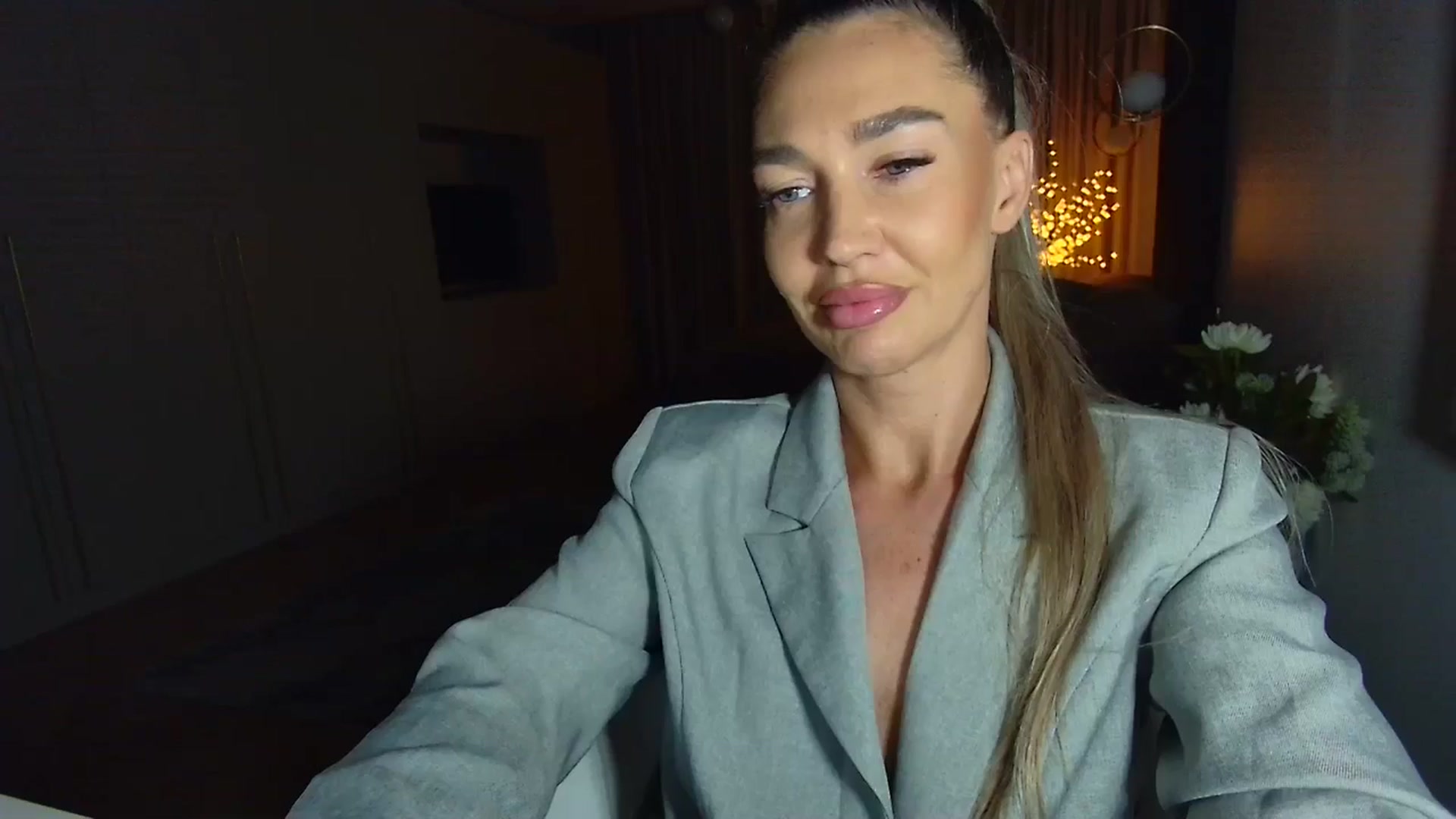 Gallery image thumbnail from Mystery_C's myfreecams stream on, 03/18/2026, 22:49 image 13 of 20
