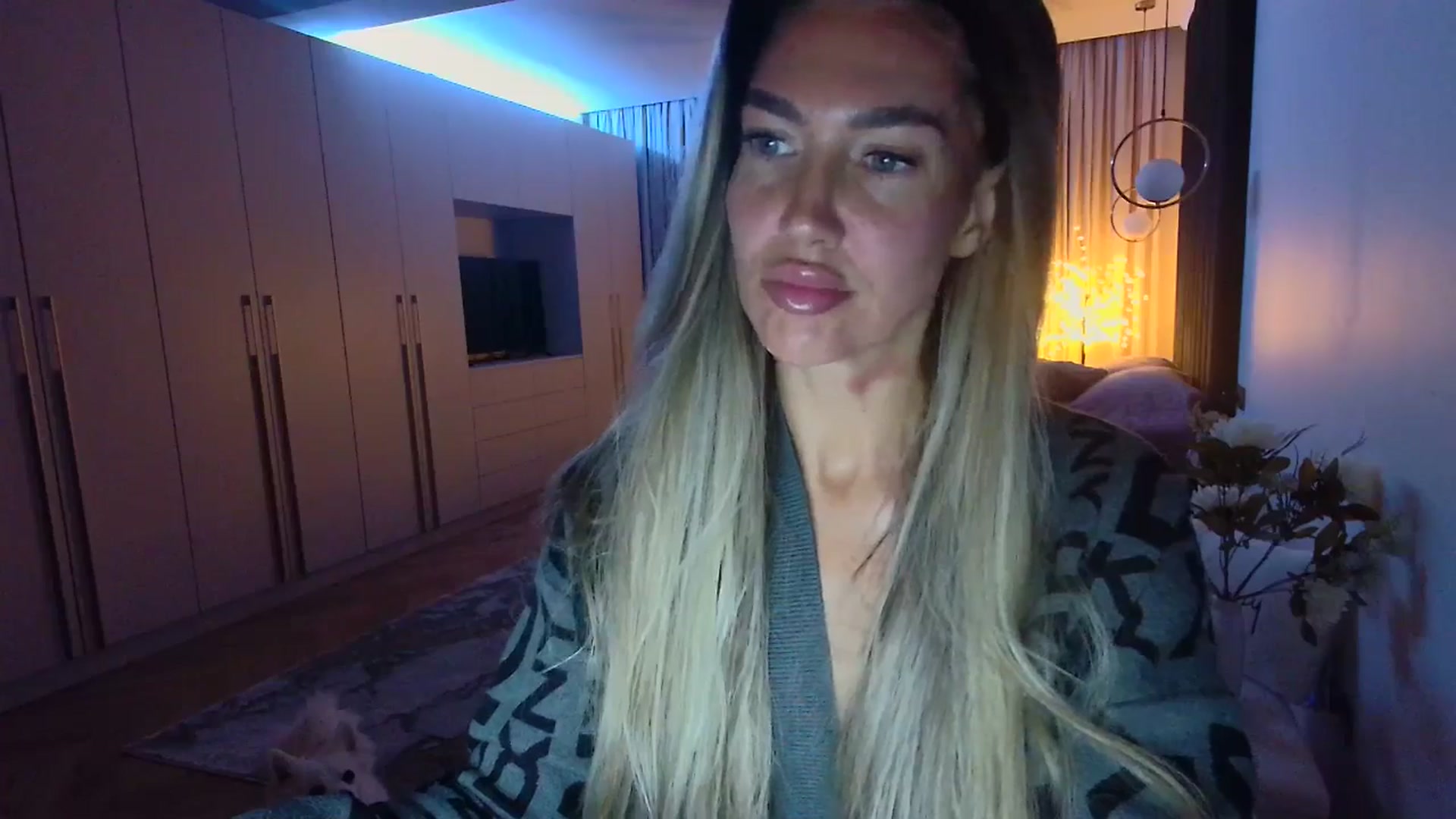 Gallery image thumbnail from Mystery_C's myfreecams stream on, 03/23/2026, 21:32 image 5 of 20