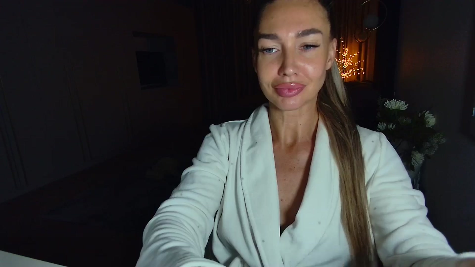 Gallery image thumbnail from Mystery_C's myfreecams stream on, 03/30/2026, 21:45 image 11 of 20