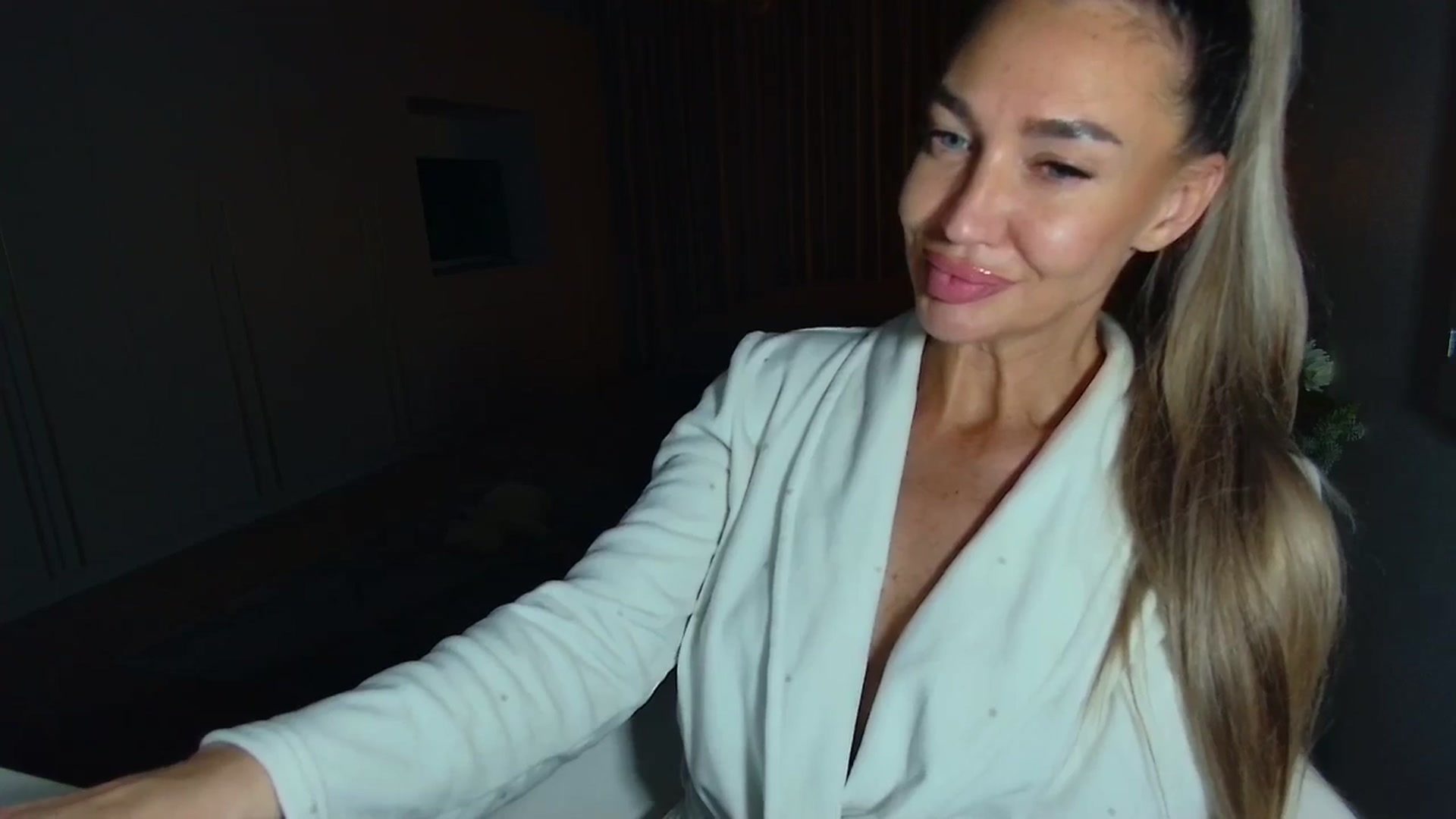 Gallery image thumbnail from Mystery_C's myfreecams stream on, 03/30/2026, 21:45 image 6 of 20