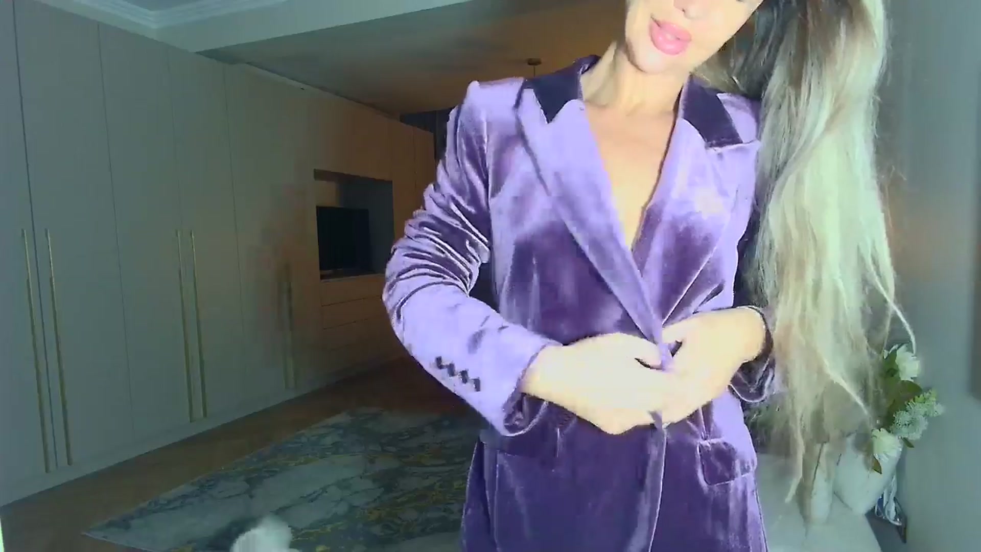 Gallery image thumbnail from Mystery_C's myfreecams stream on, 04/01/2026, 21:56 image 6 of 20