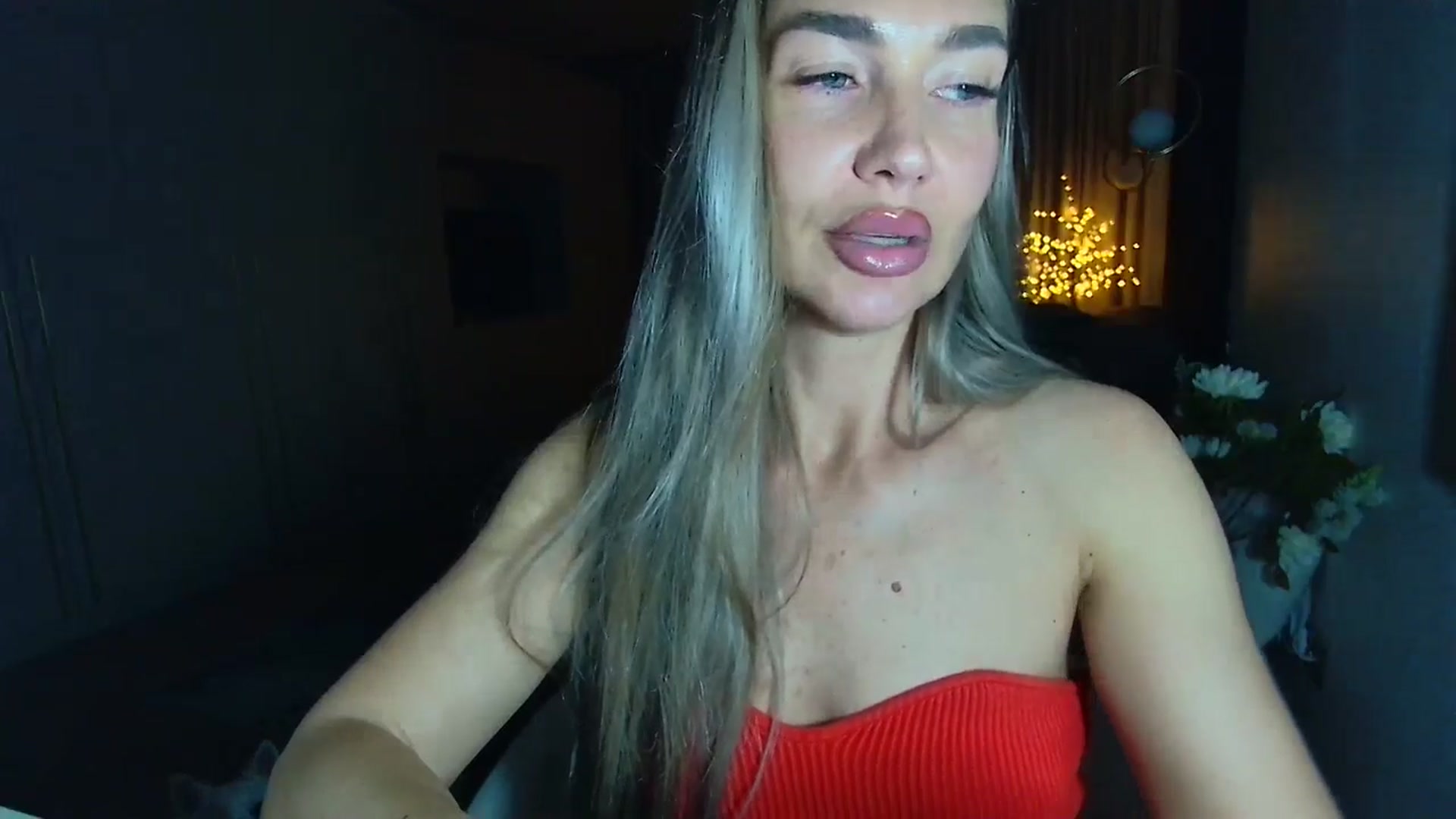 Gallery image thumbnail from Mystery_C's myfreecams stream on, 04/02/2026, 22:26 image 3 of 20