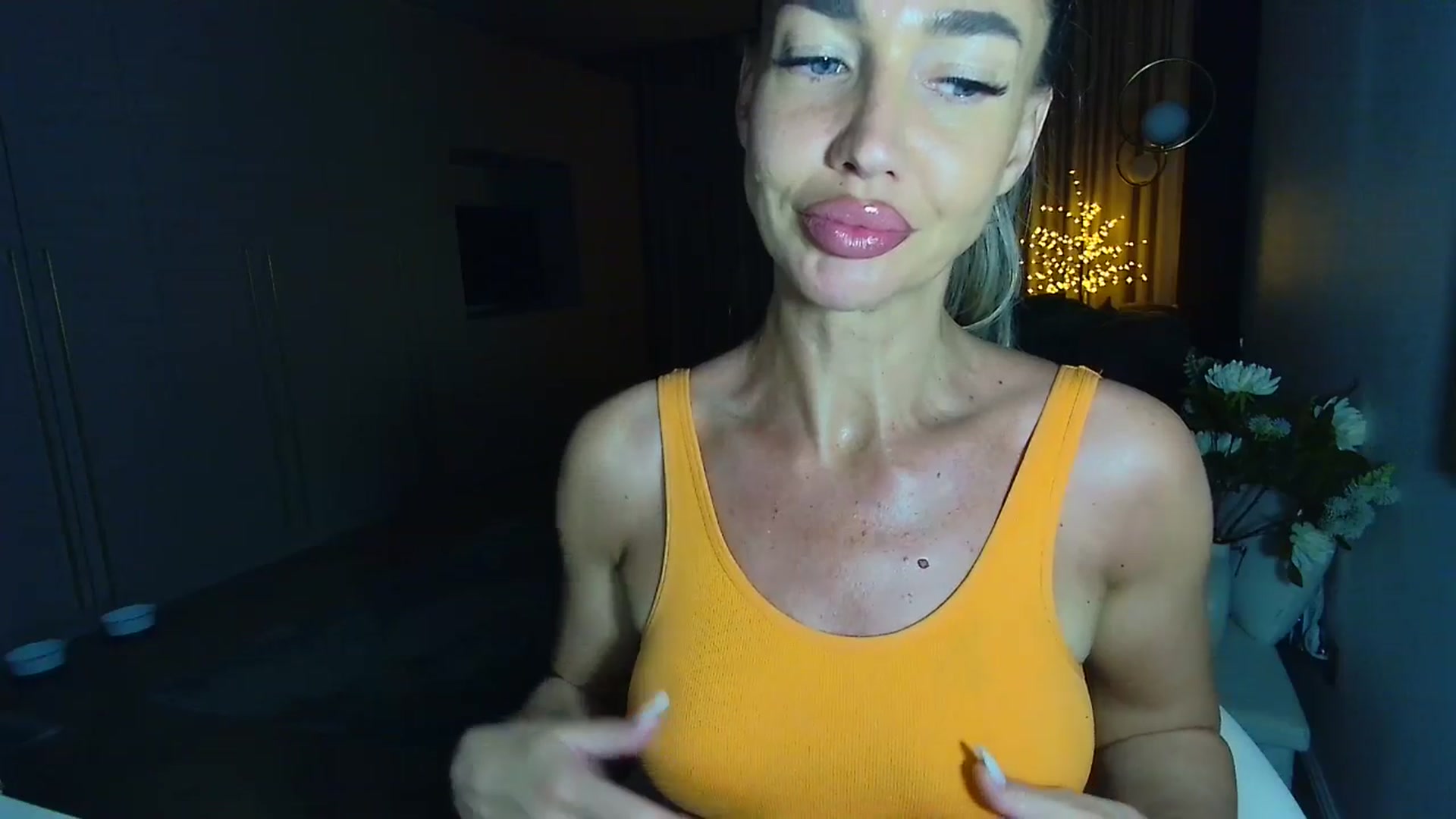 Gallery image thumbnail from Mystery_C's myfreecams stream on, 04/06/2026, 21:20 image 18 of 20